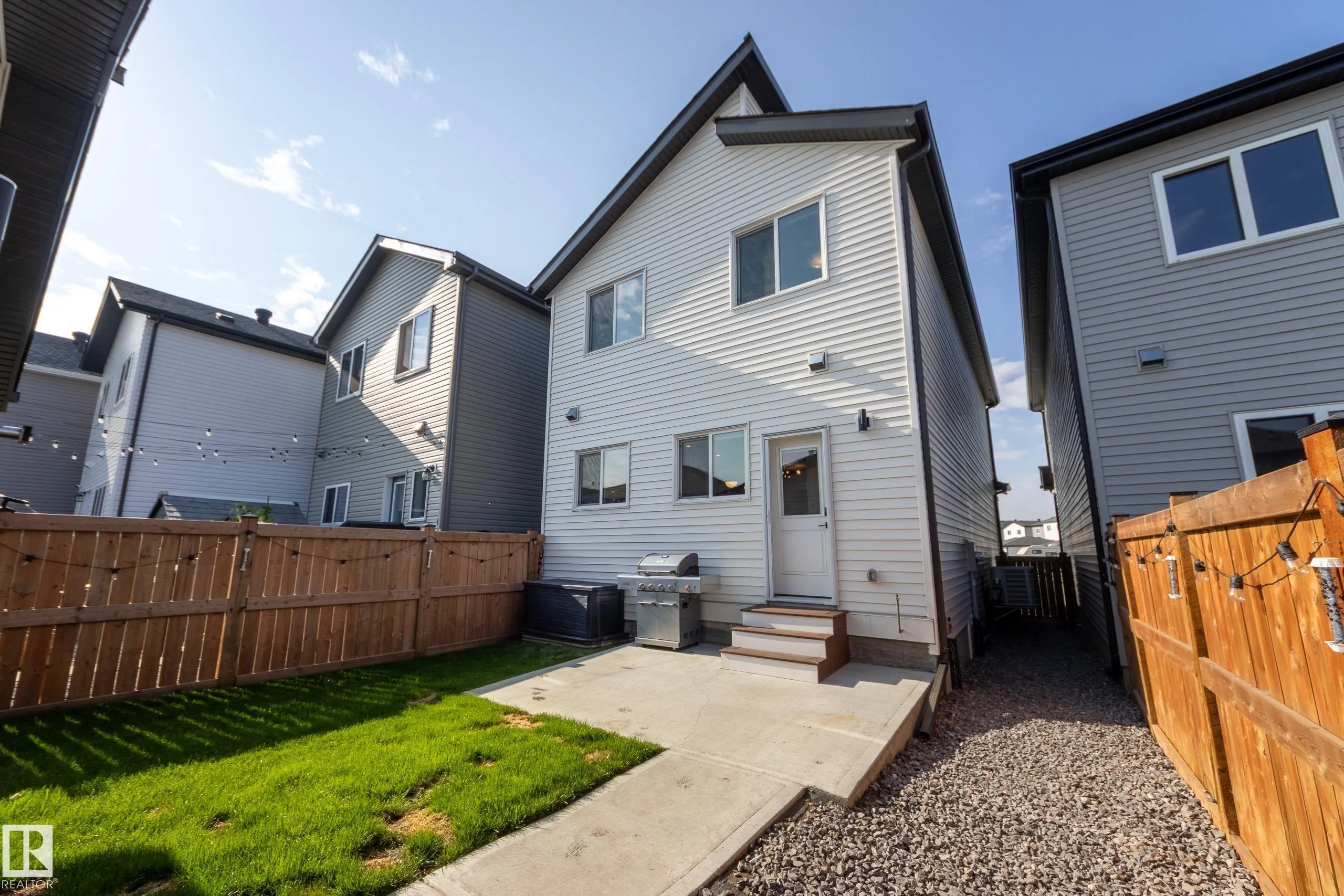 205 CALEDONIA Drive