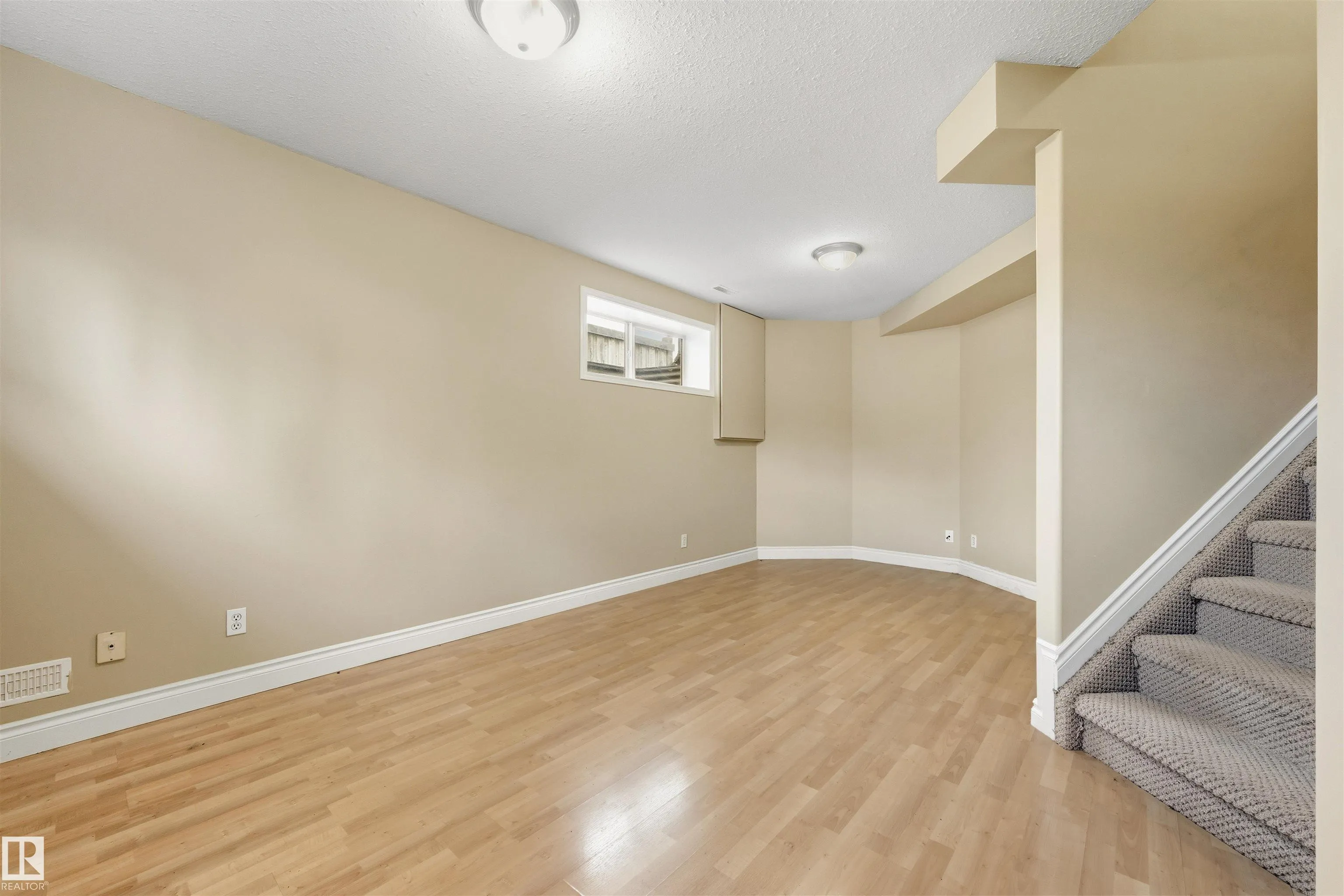 1324 FALCONER Road