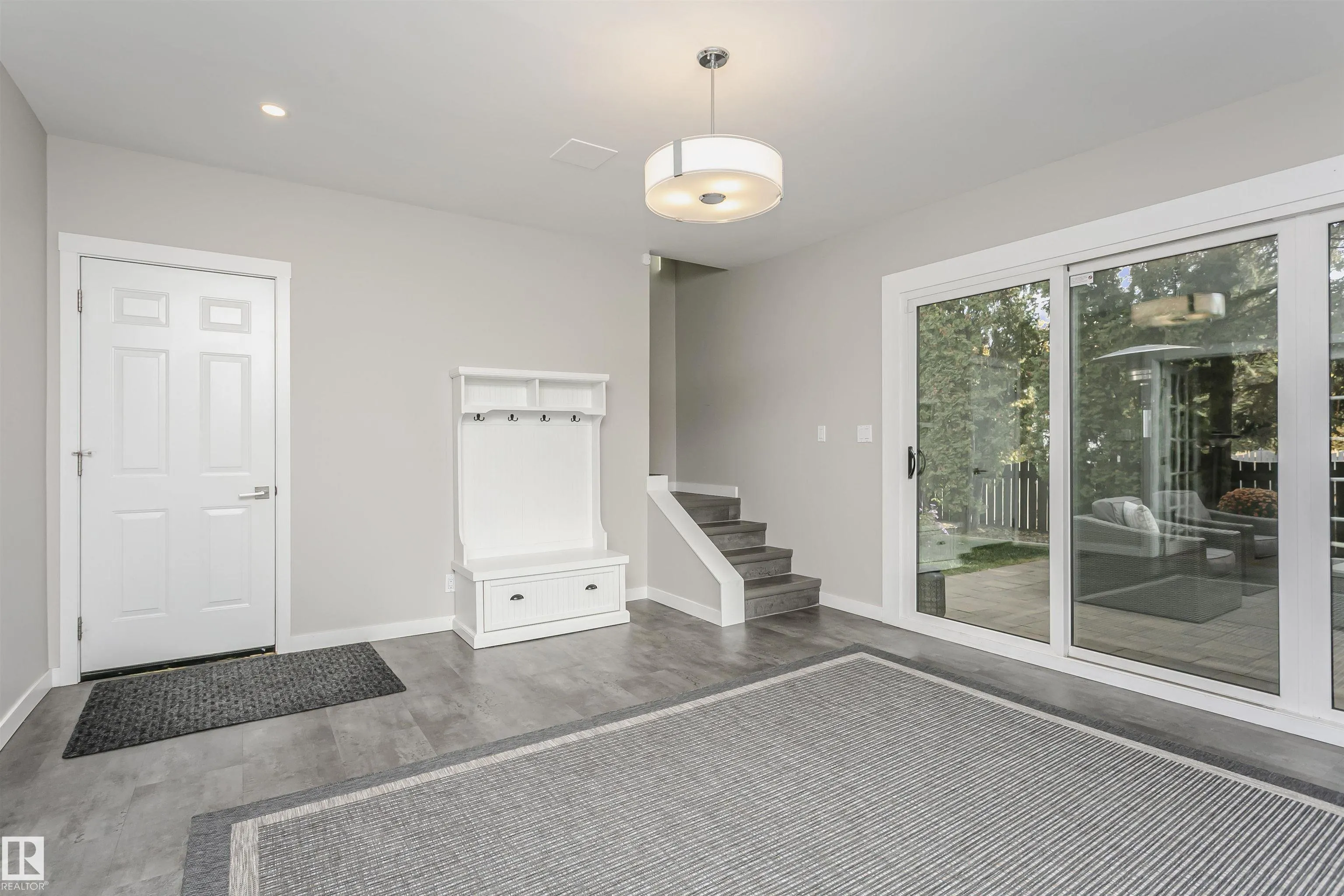 177 Wolf Willow Crescent