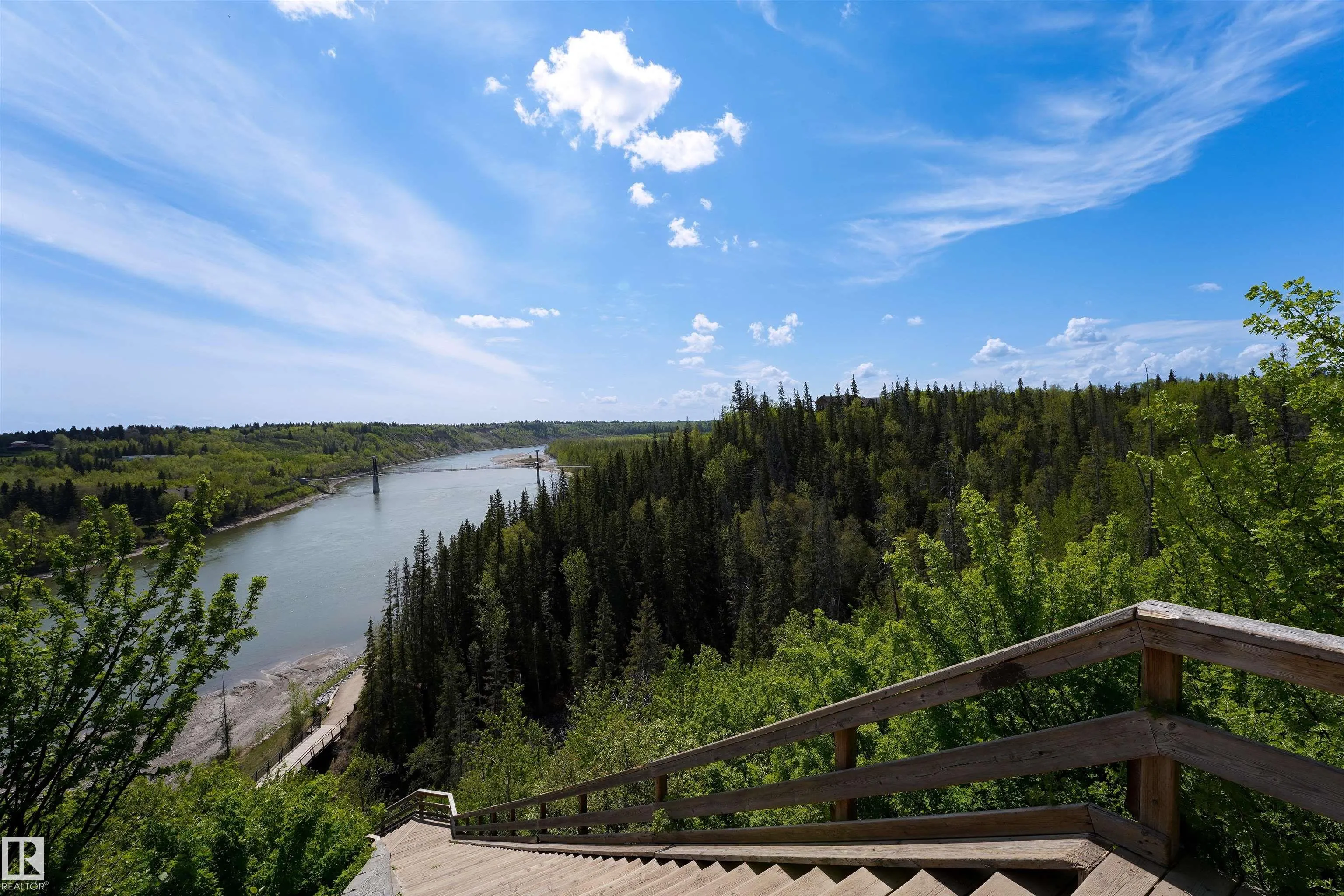 177 Wolf Willow Crescent