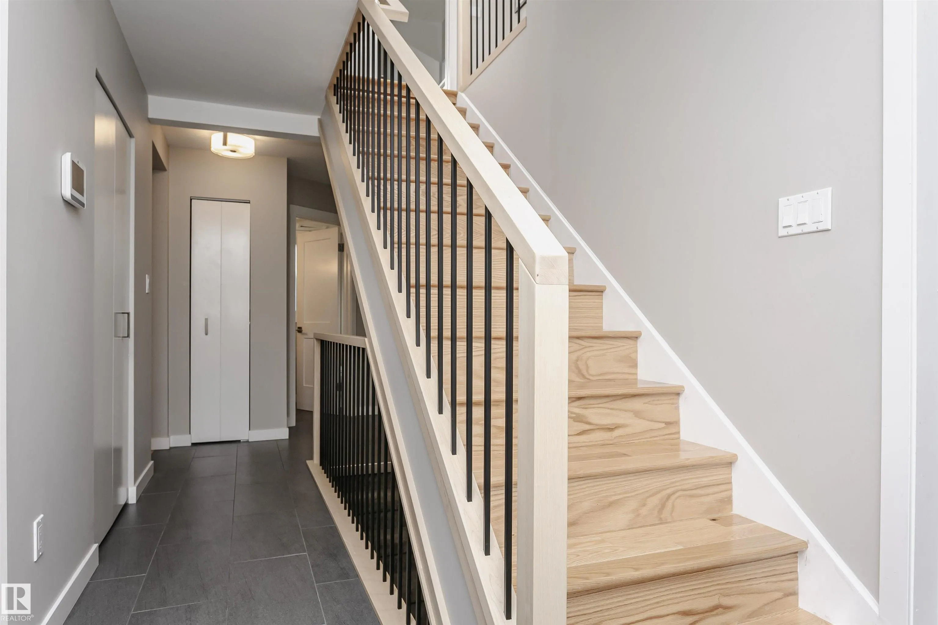 177 Wolf Willow Crescent