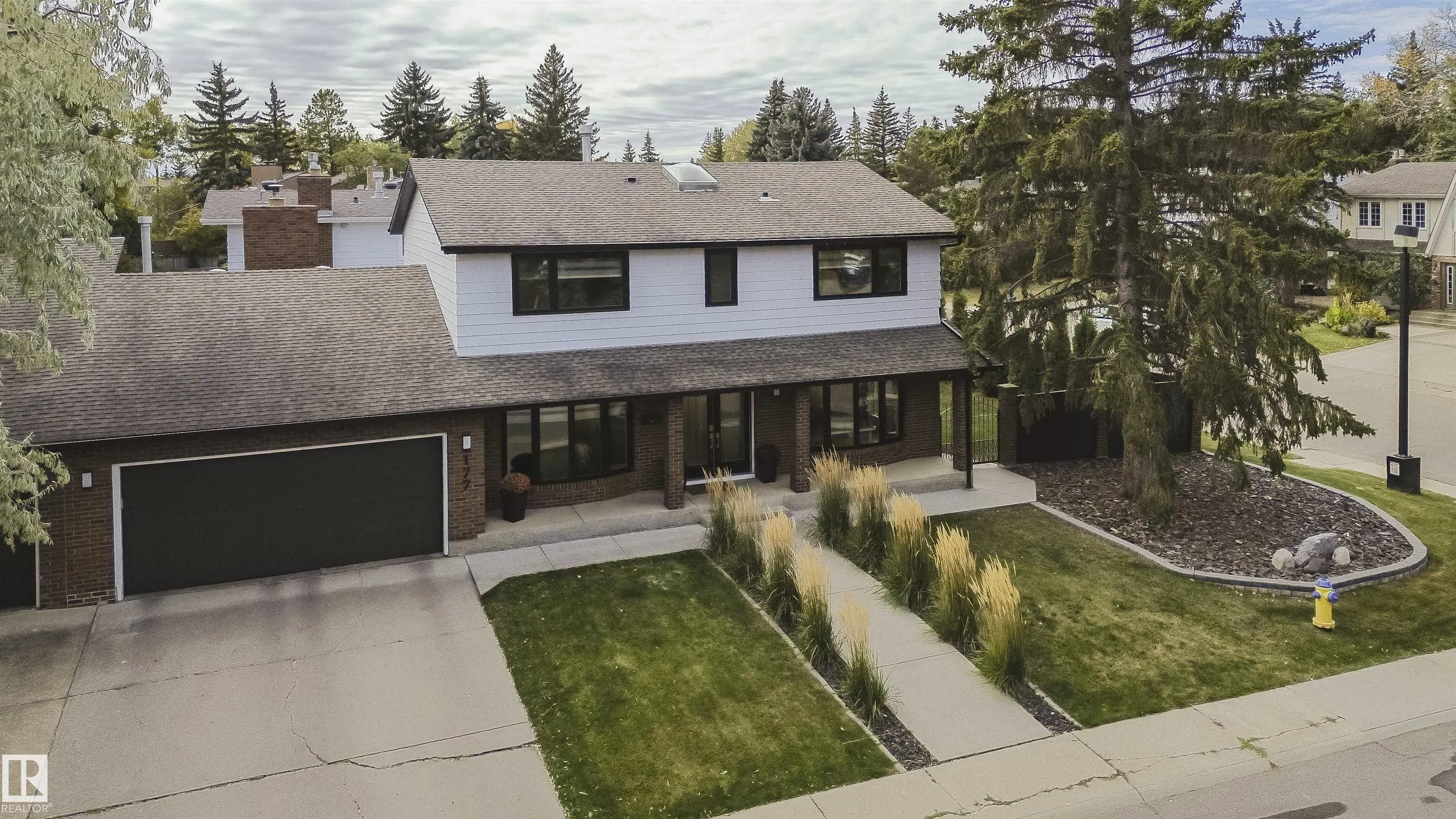 177 Wolf Willow Crescent