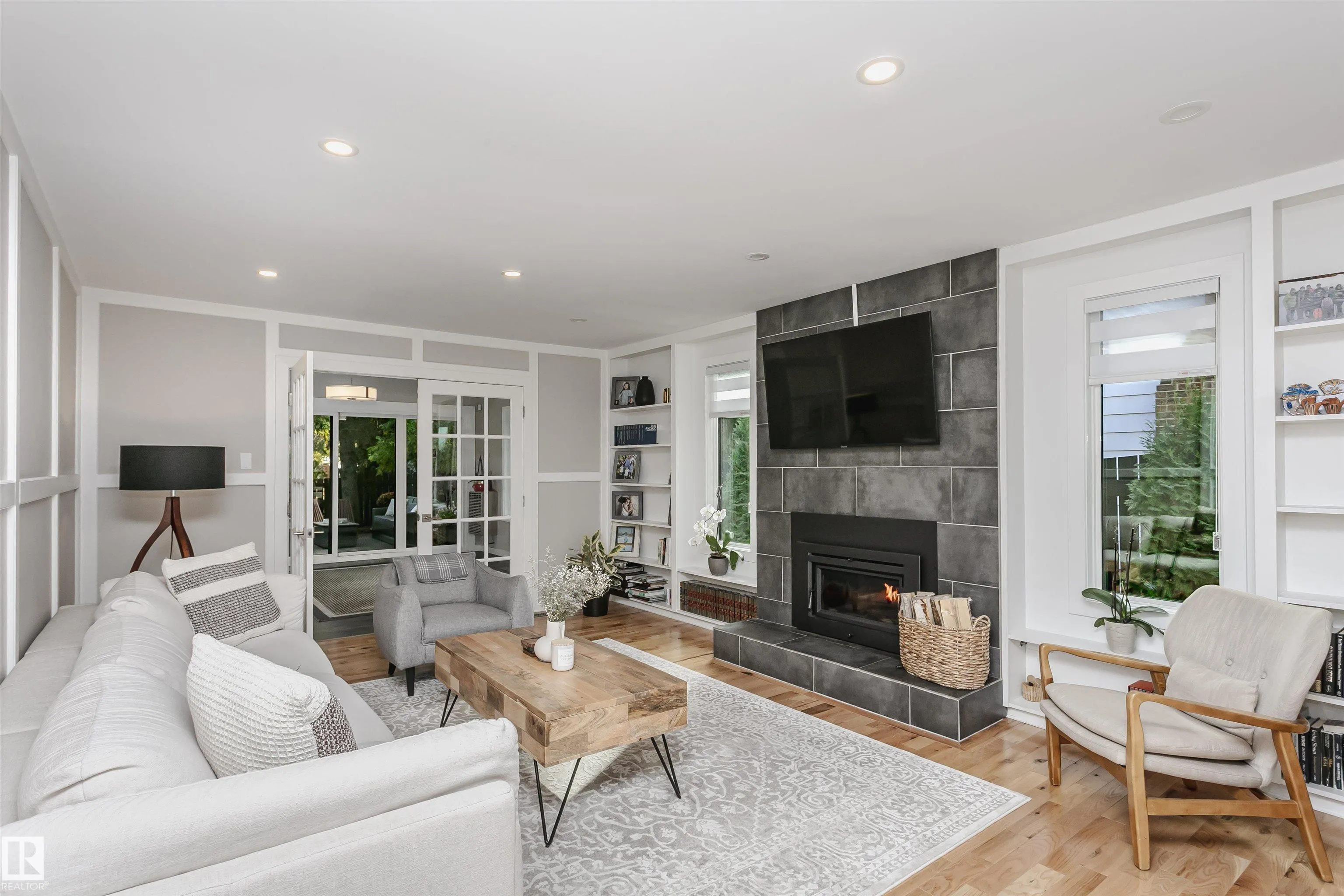 177 Wolf Willow Crescent
