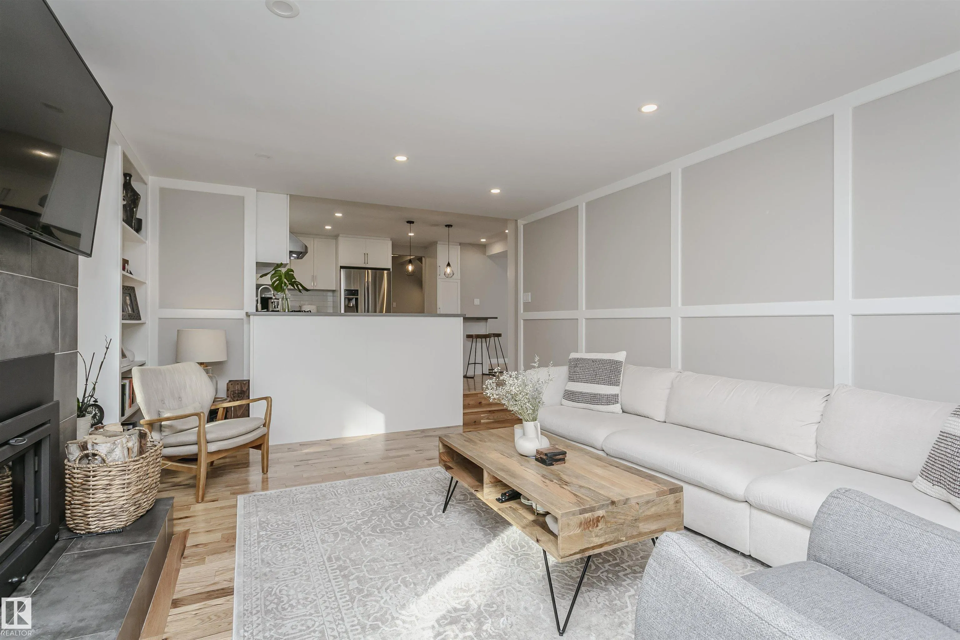 177 Wolf Willow Crescent
