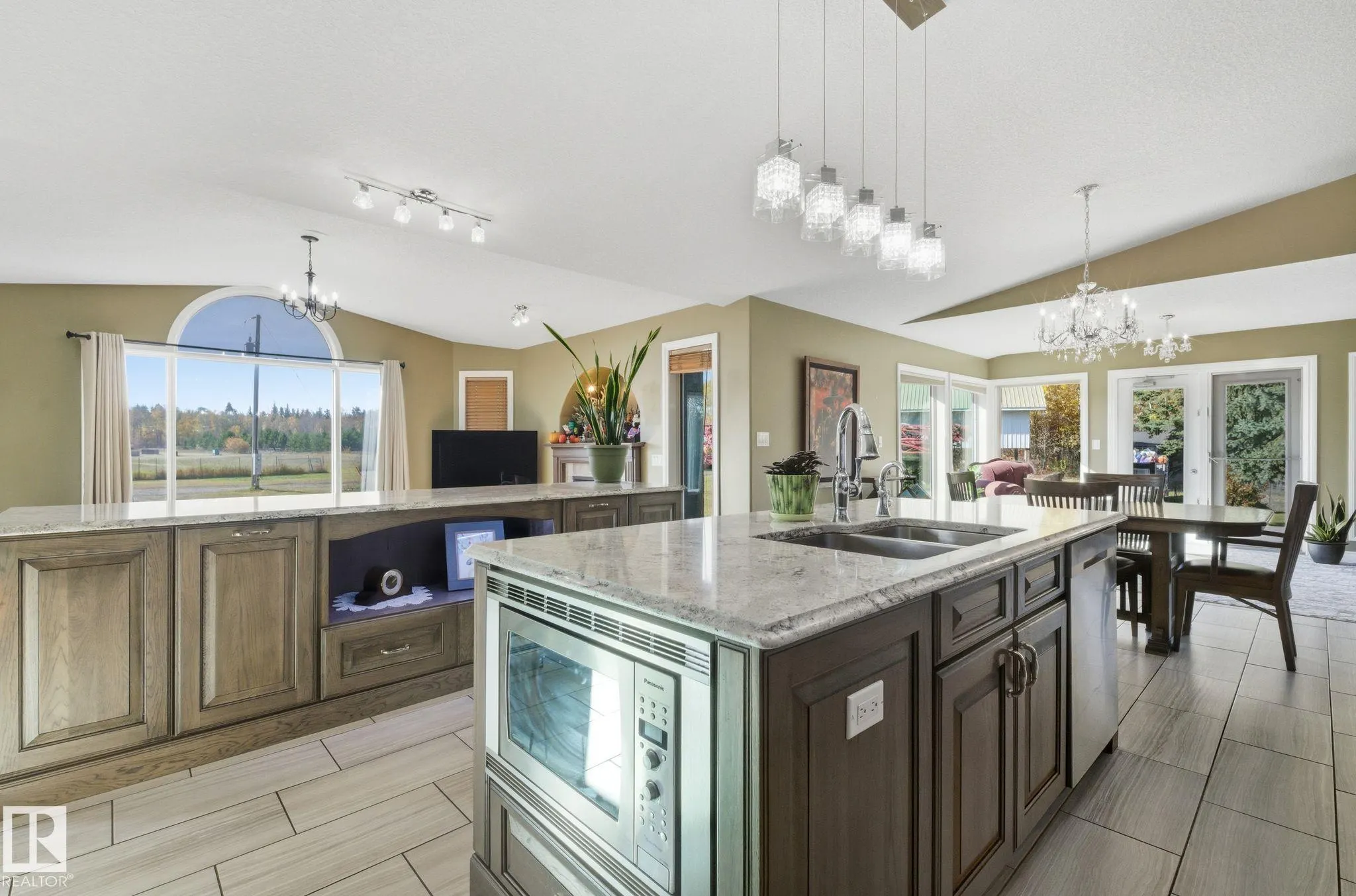 22516 TWP ROAD 572