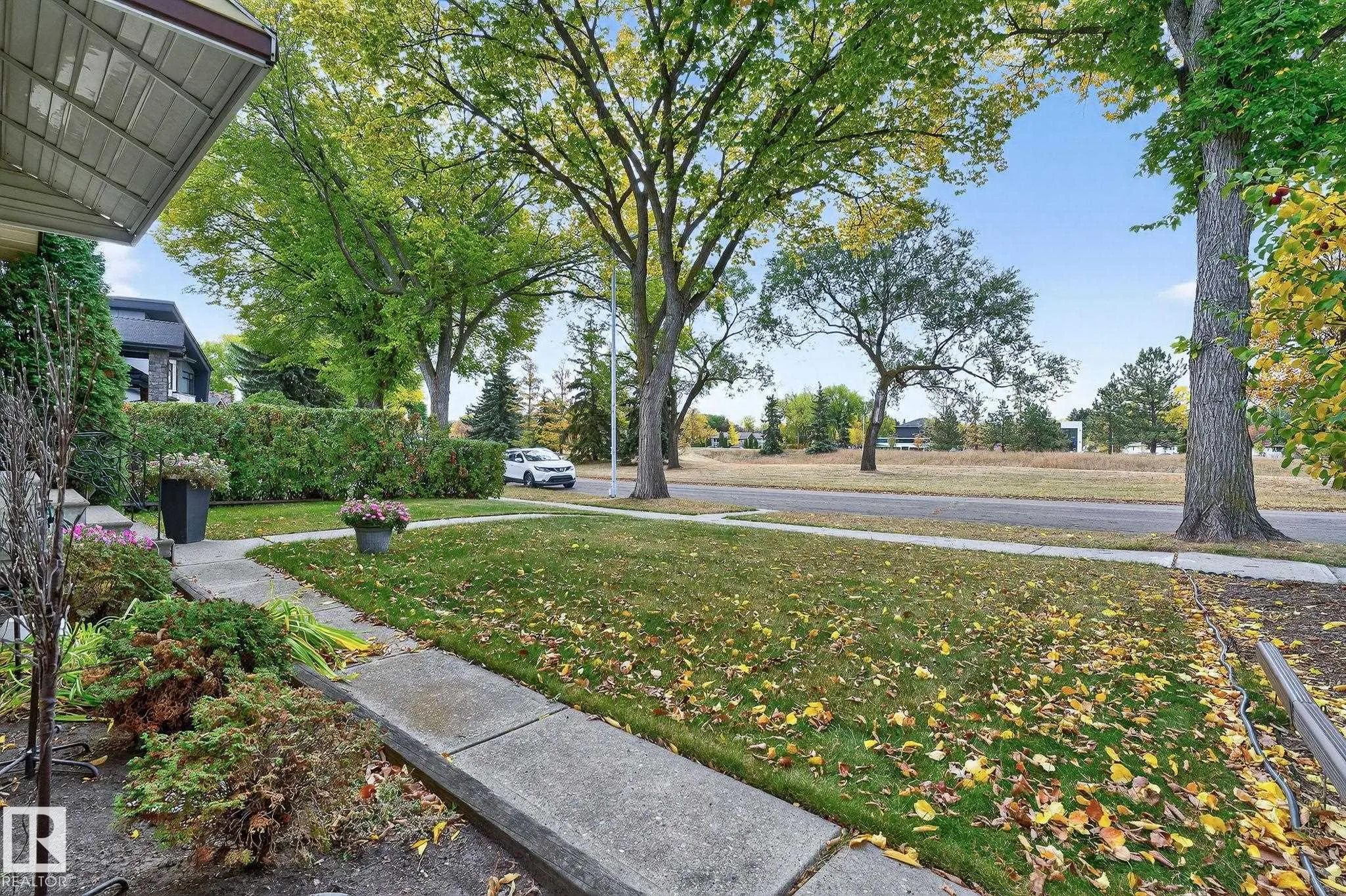 7708 98A Avenue