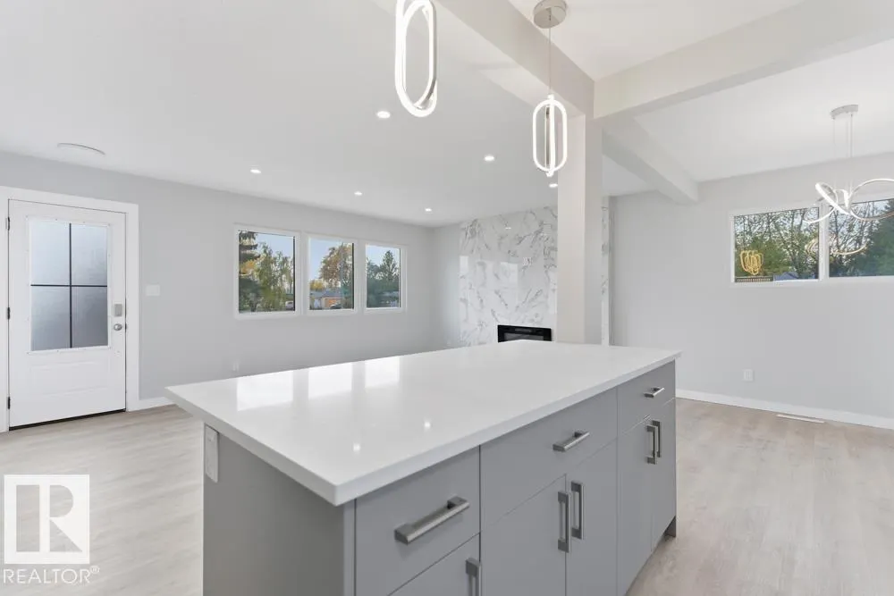 12808 133 Avenue