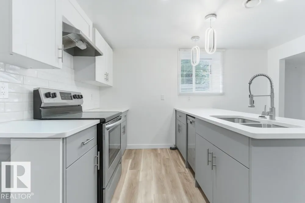 12808 133 Avenue