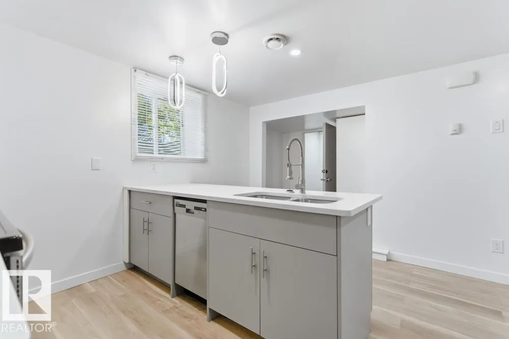 12808 133 Avenue