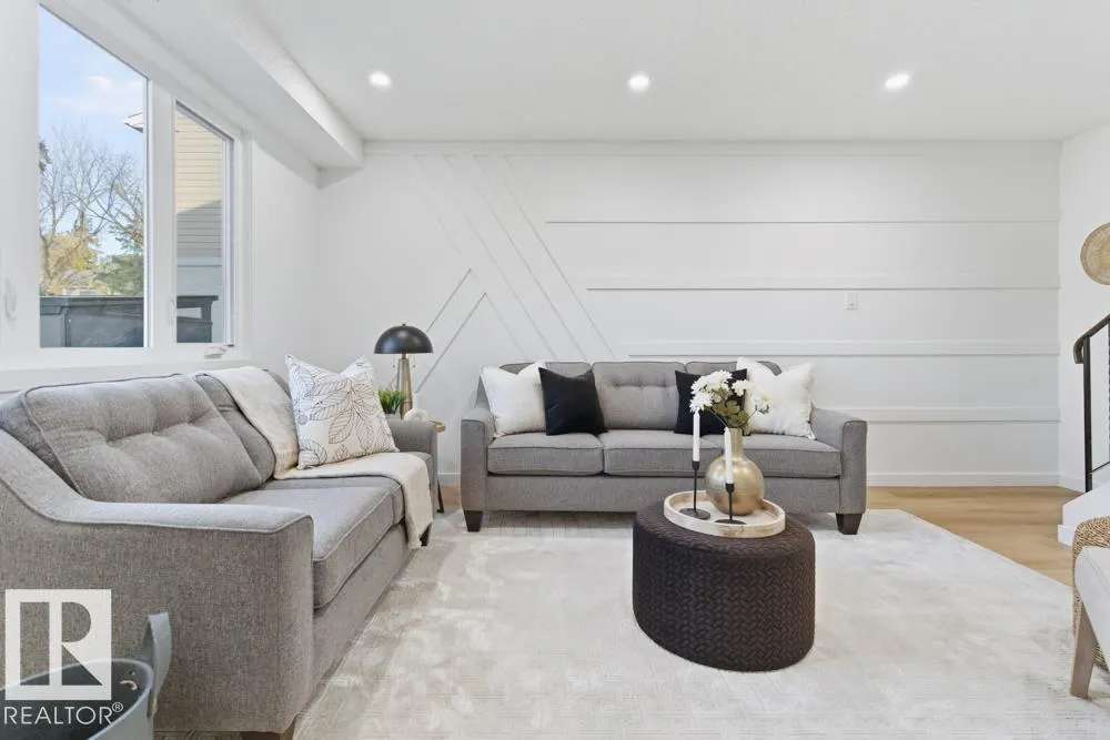 12G CLAREVIEW Village