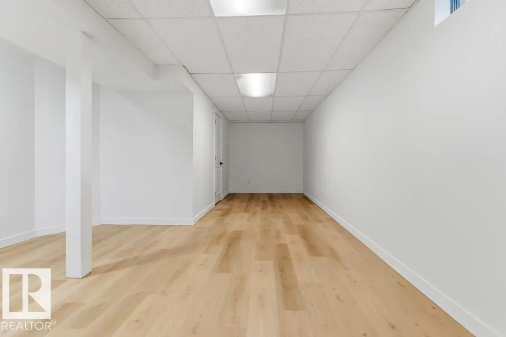 12G CLAREVIEW Village