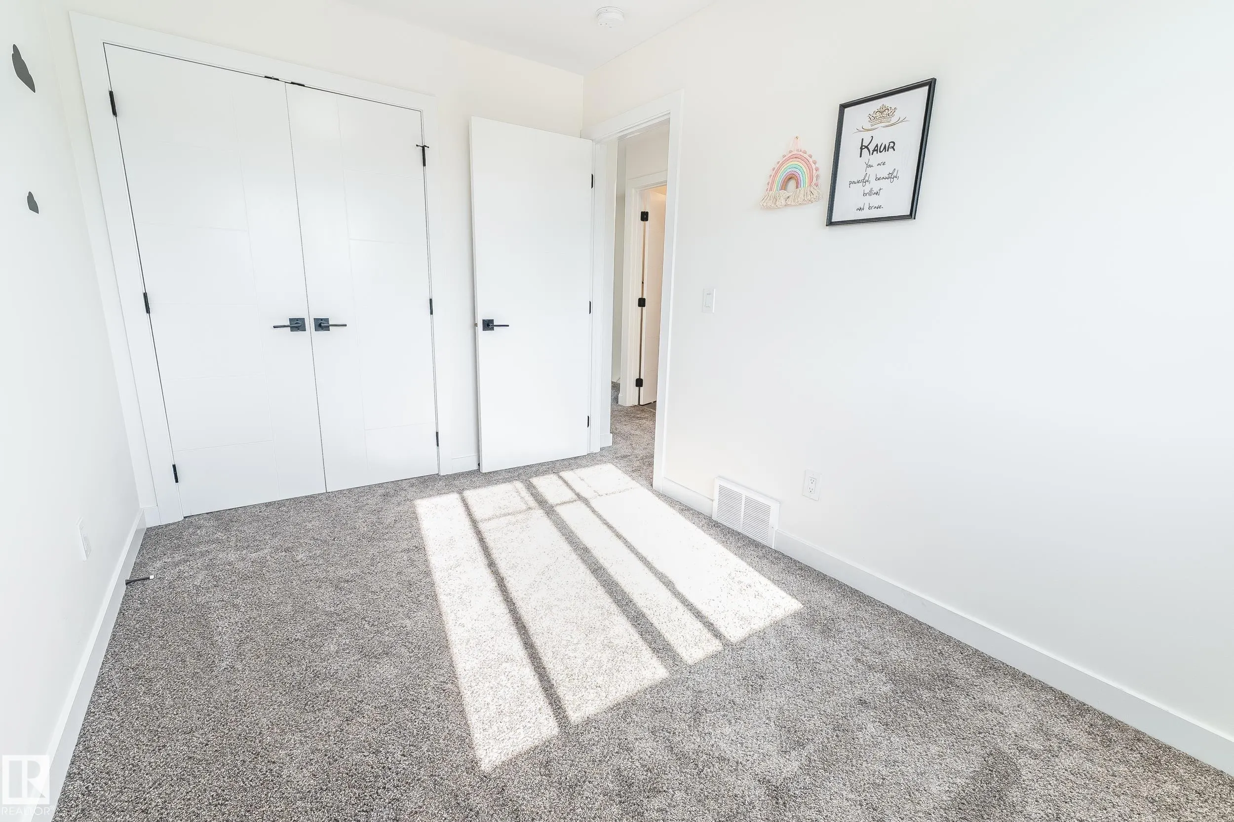 1703 16 Avenue