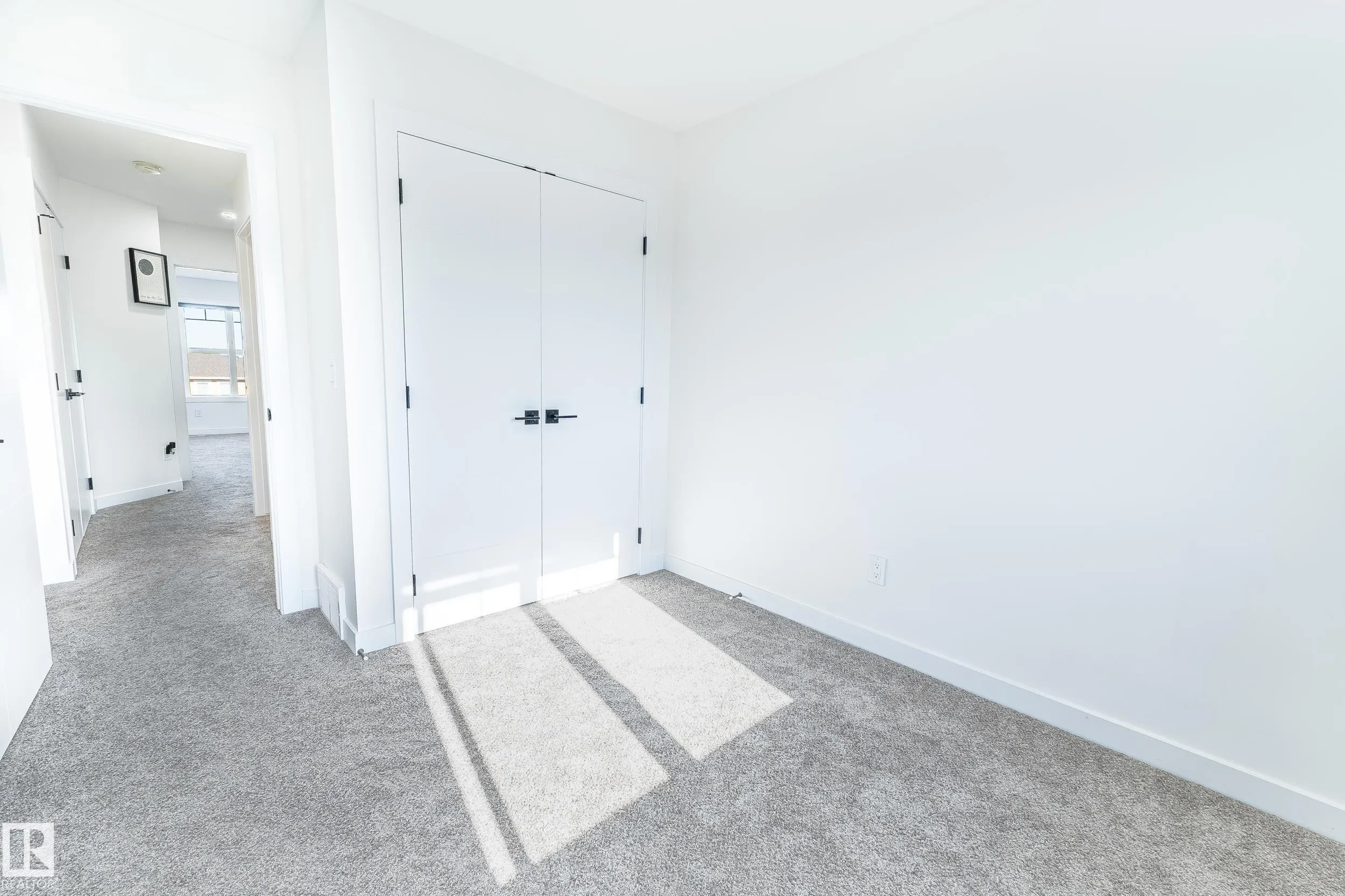 1703 16 Avenue