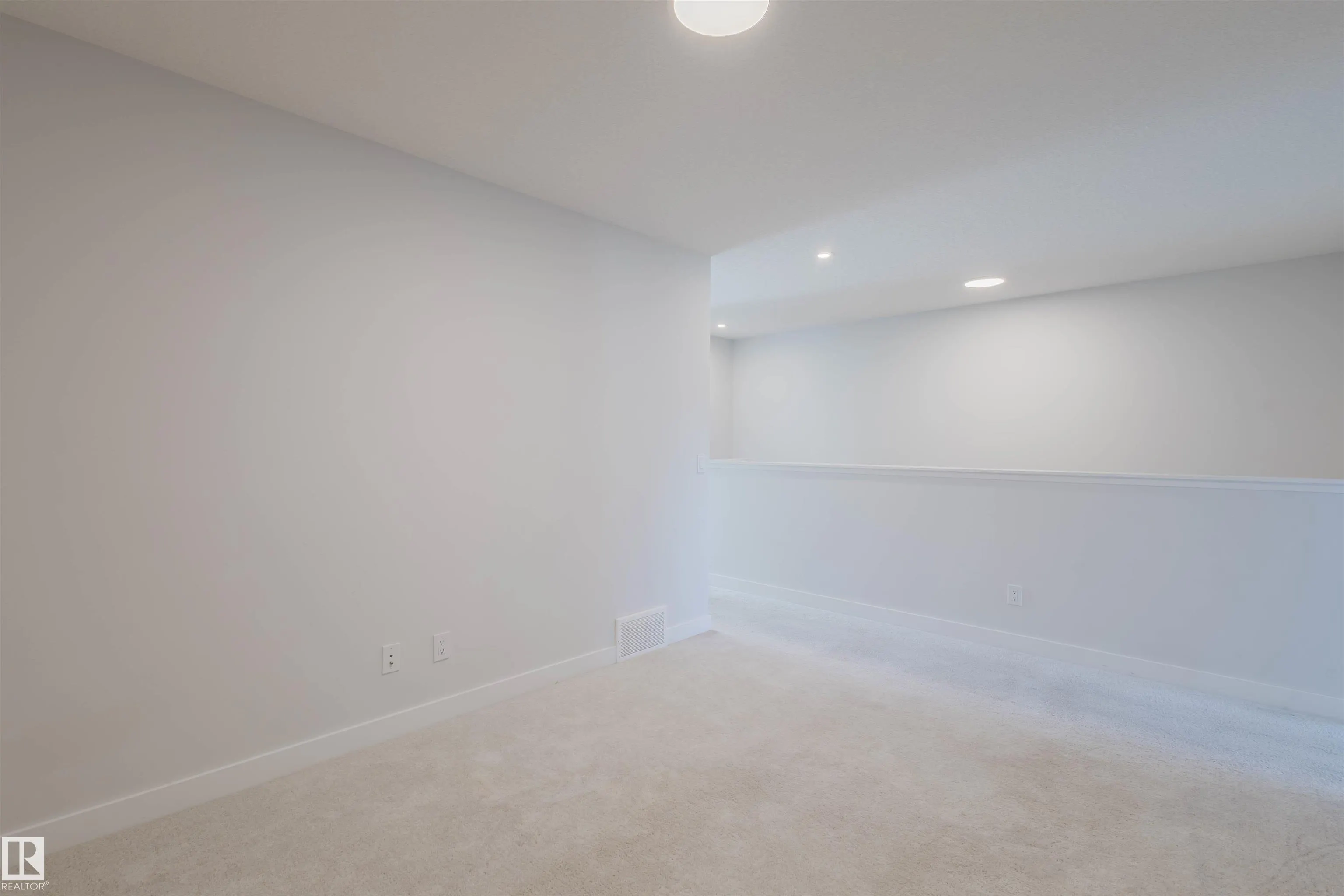 4879 KINNEY Road