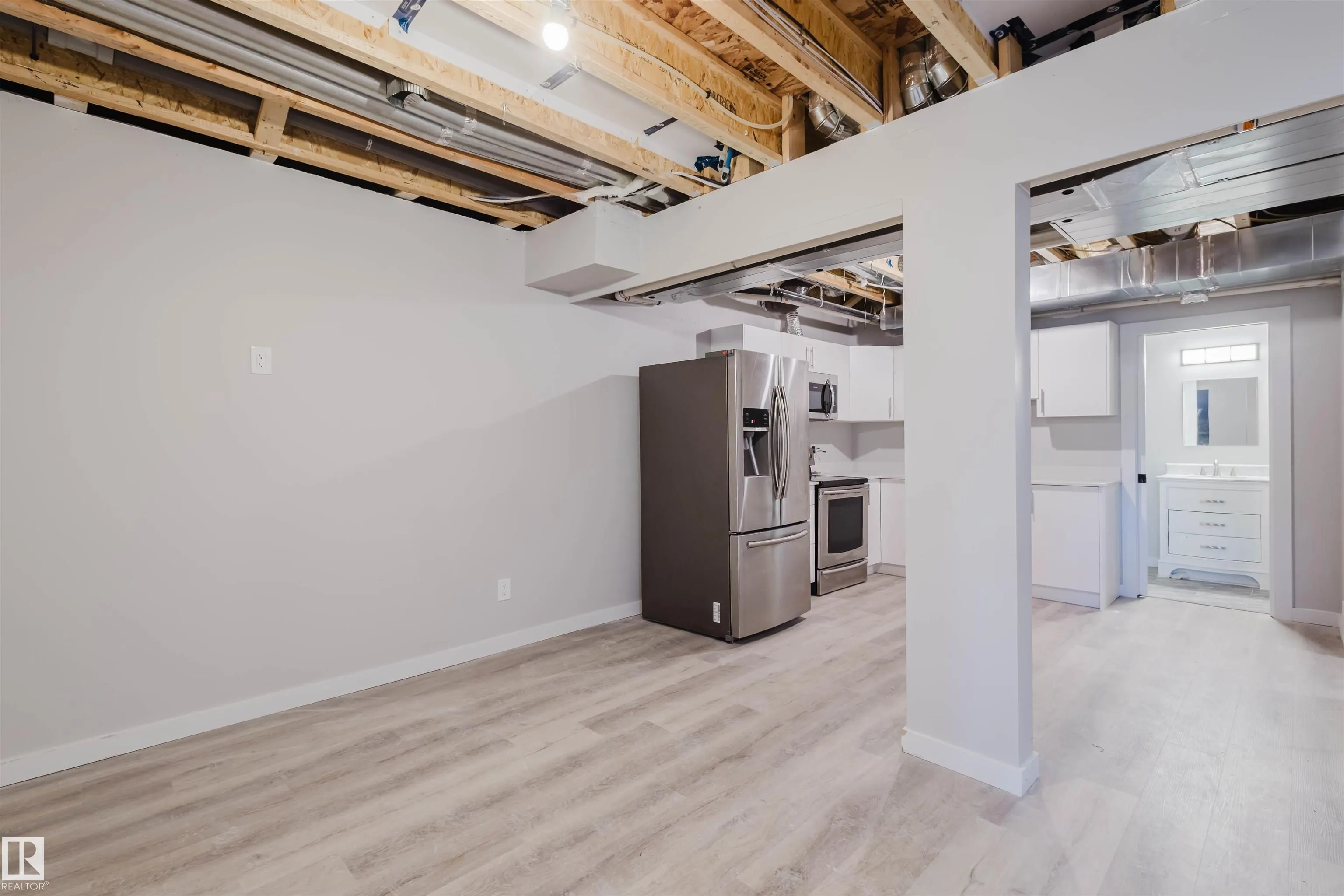 4879 KINNEY Road