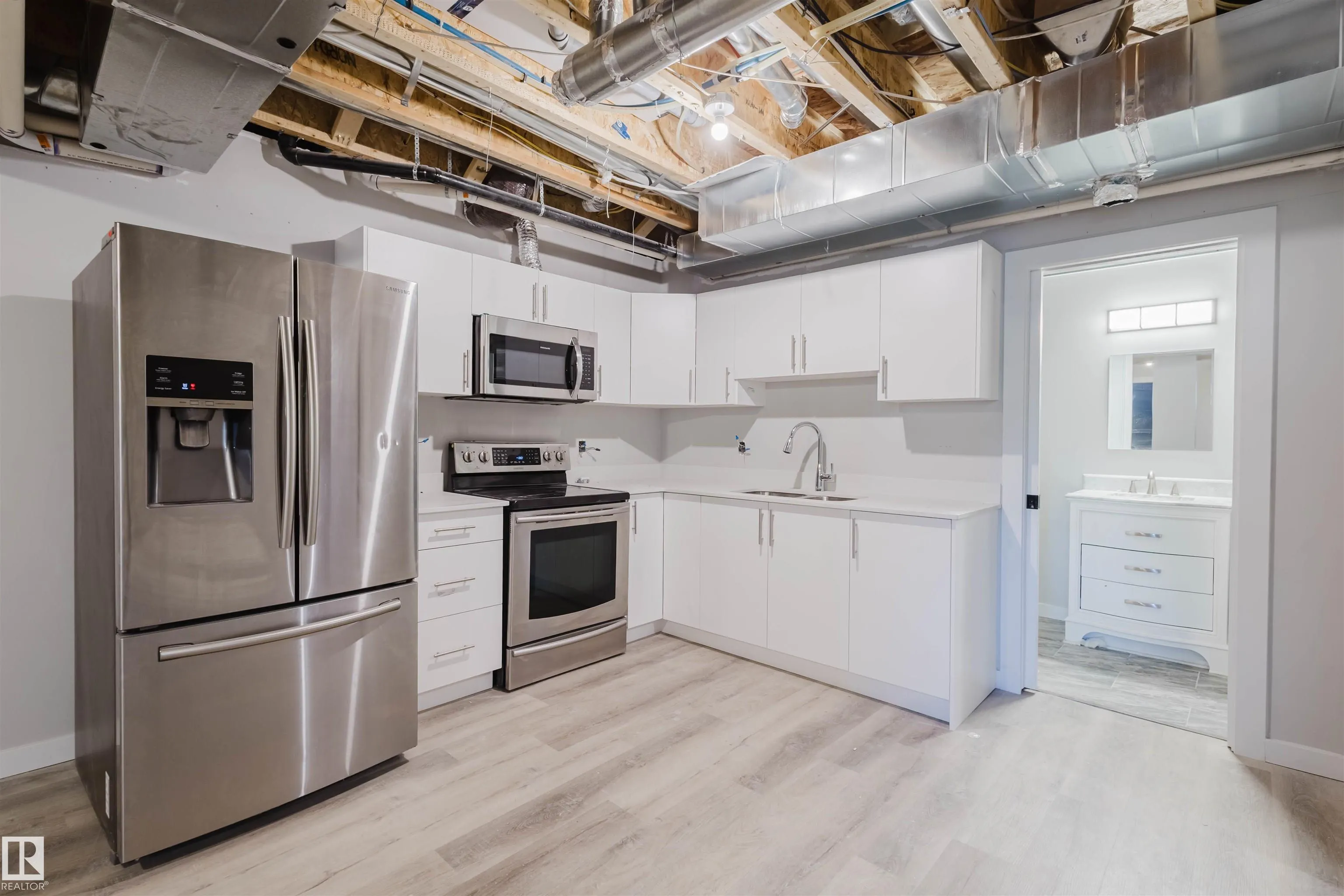 4879 KINNEY Road