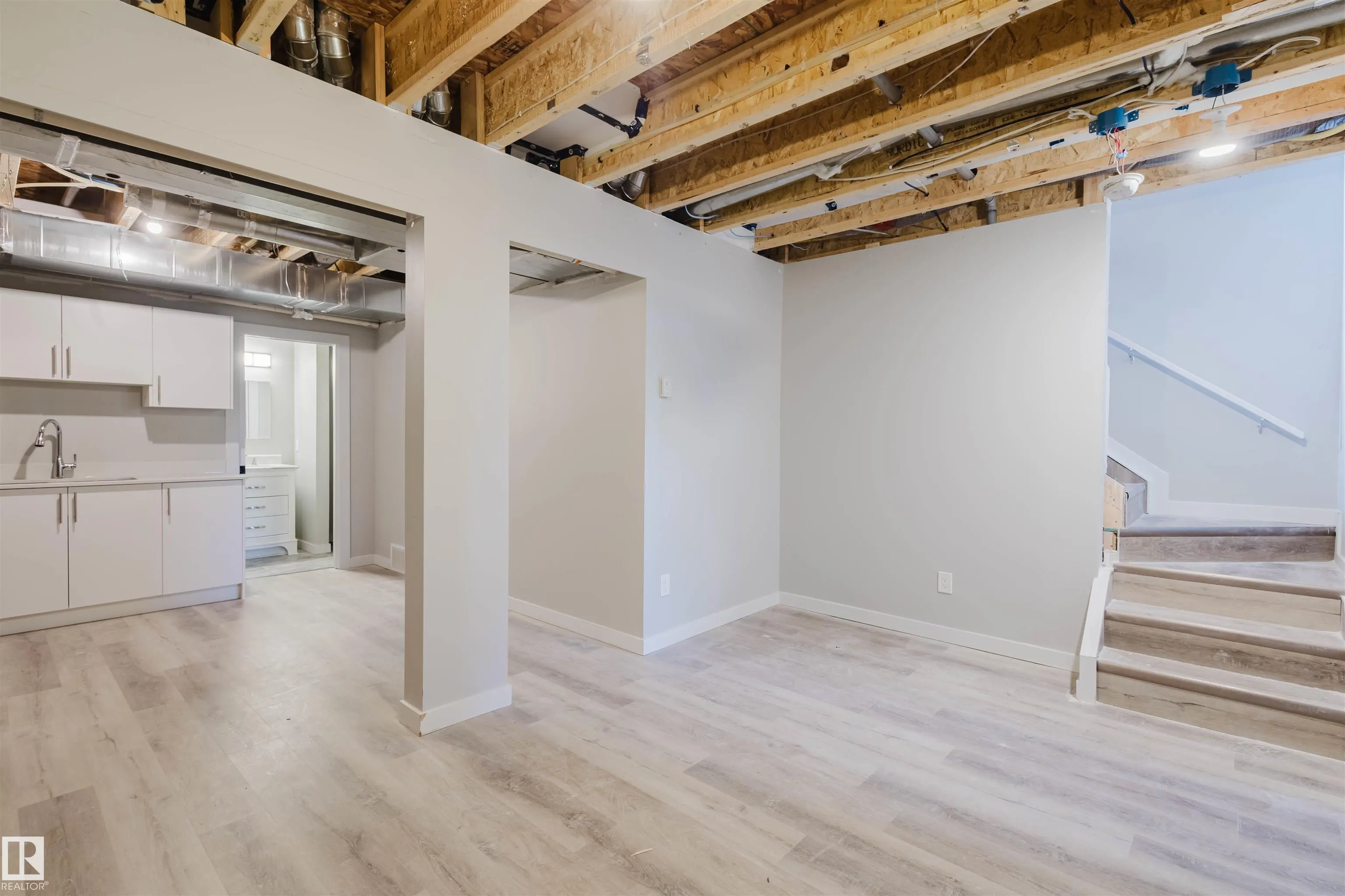 4879 KINNEY Road