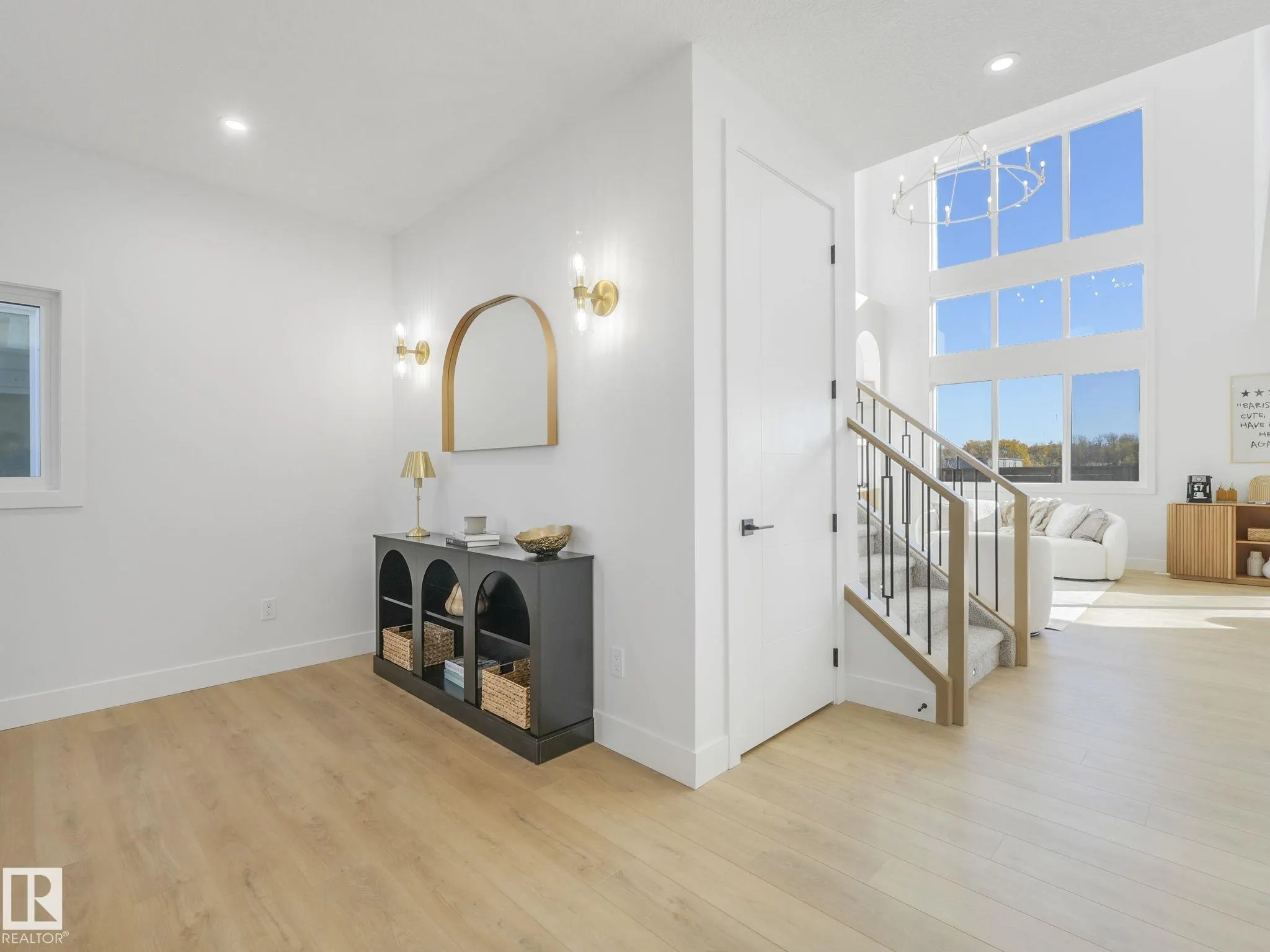 25 BIRKSHIRE Crescent