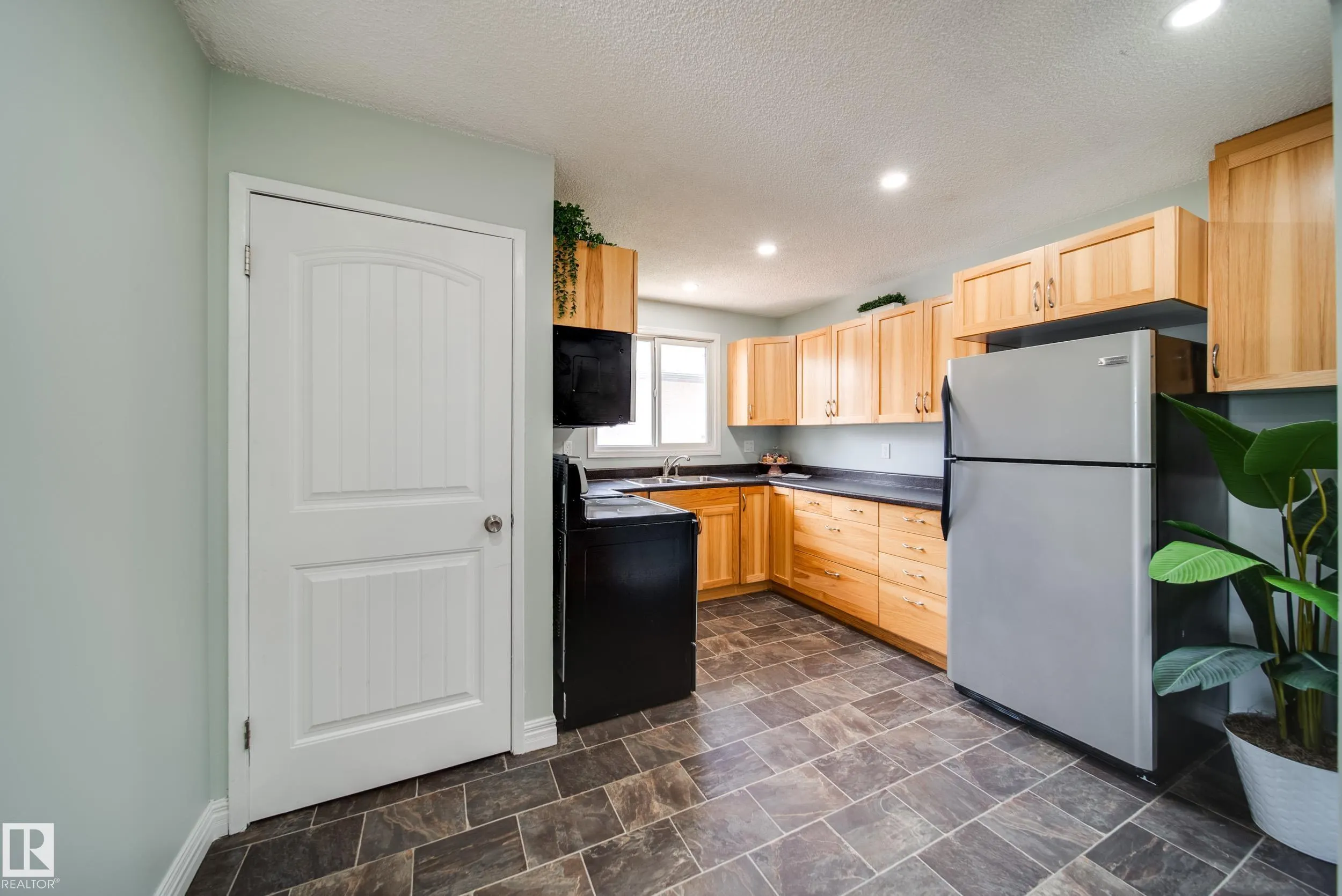 13004 FORT Road