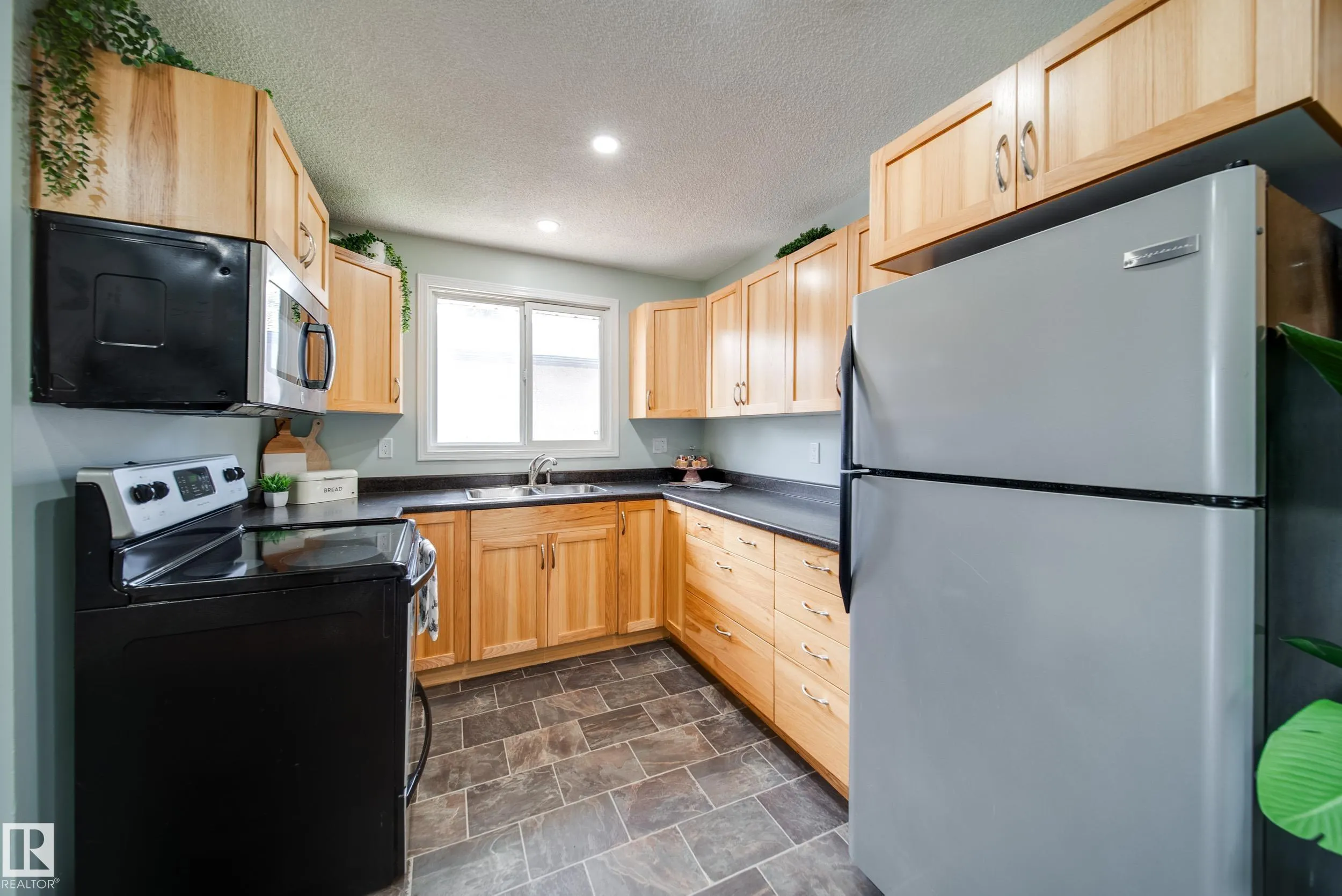 13004 FORT Road