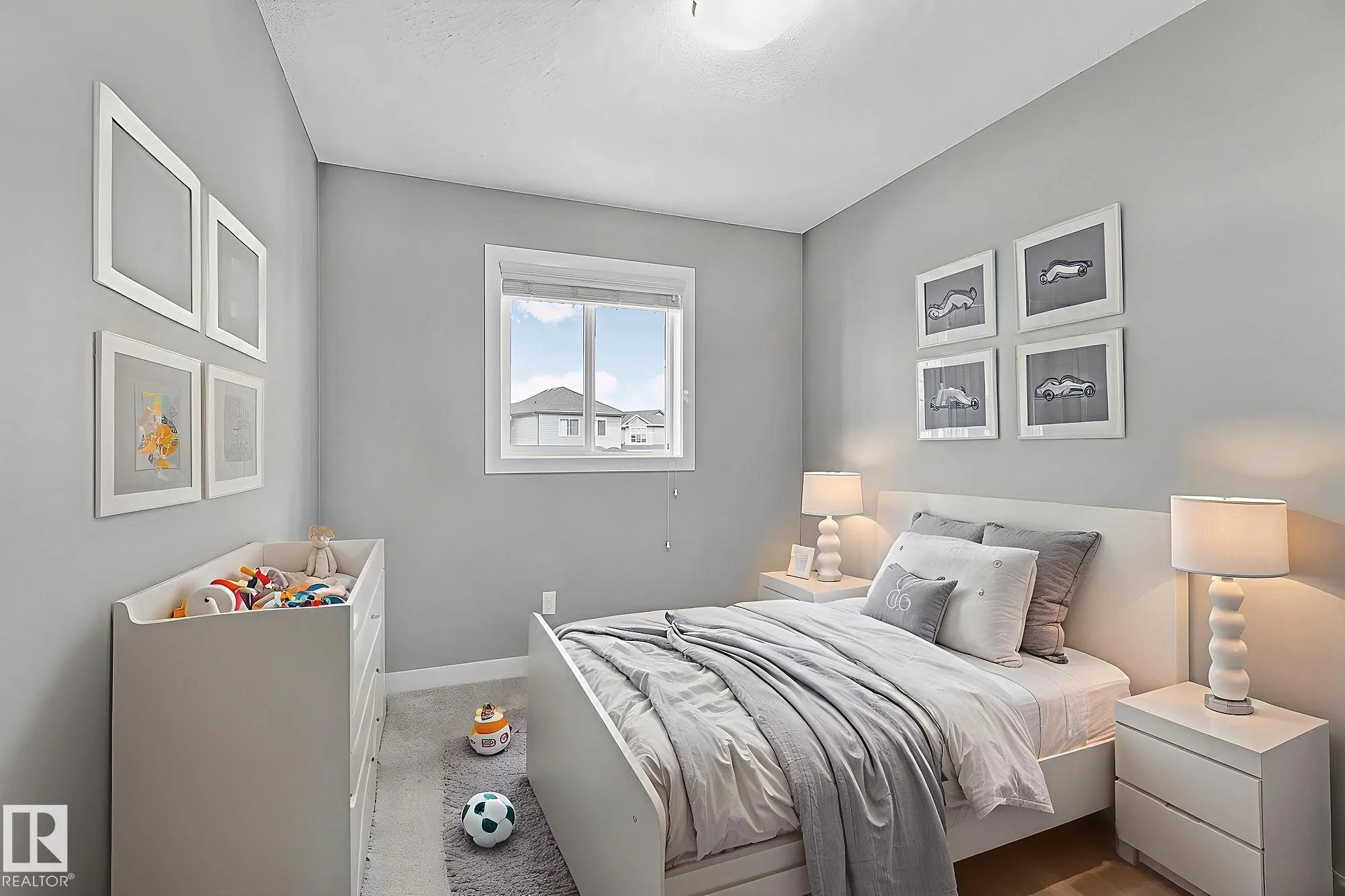 7388 EDGEMONT Way