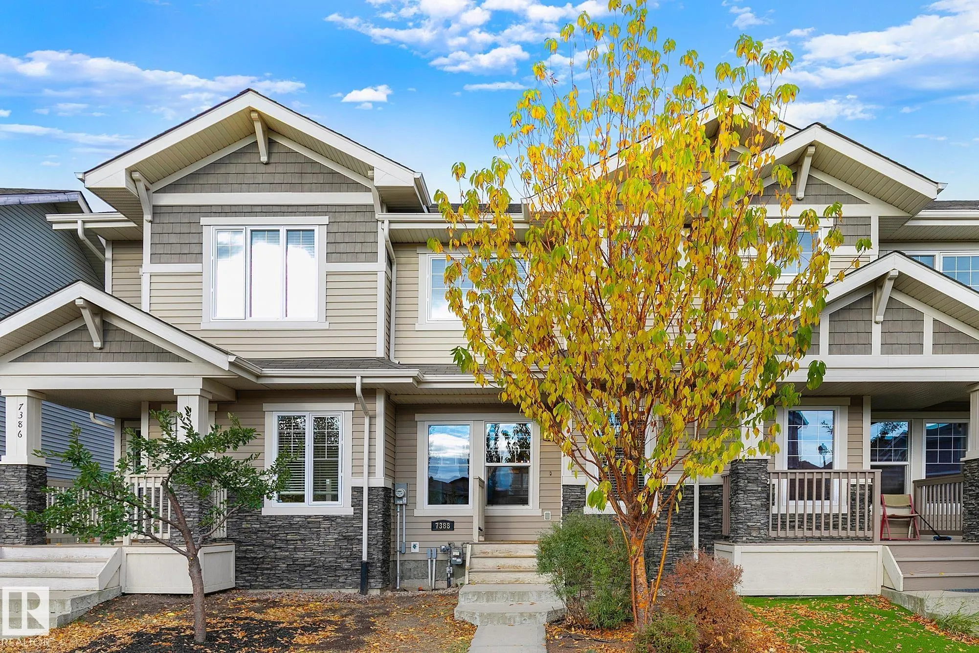 7388 EDGEMONT Way
