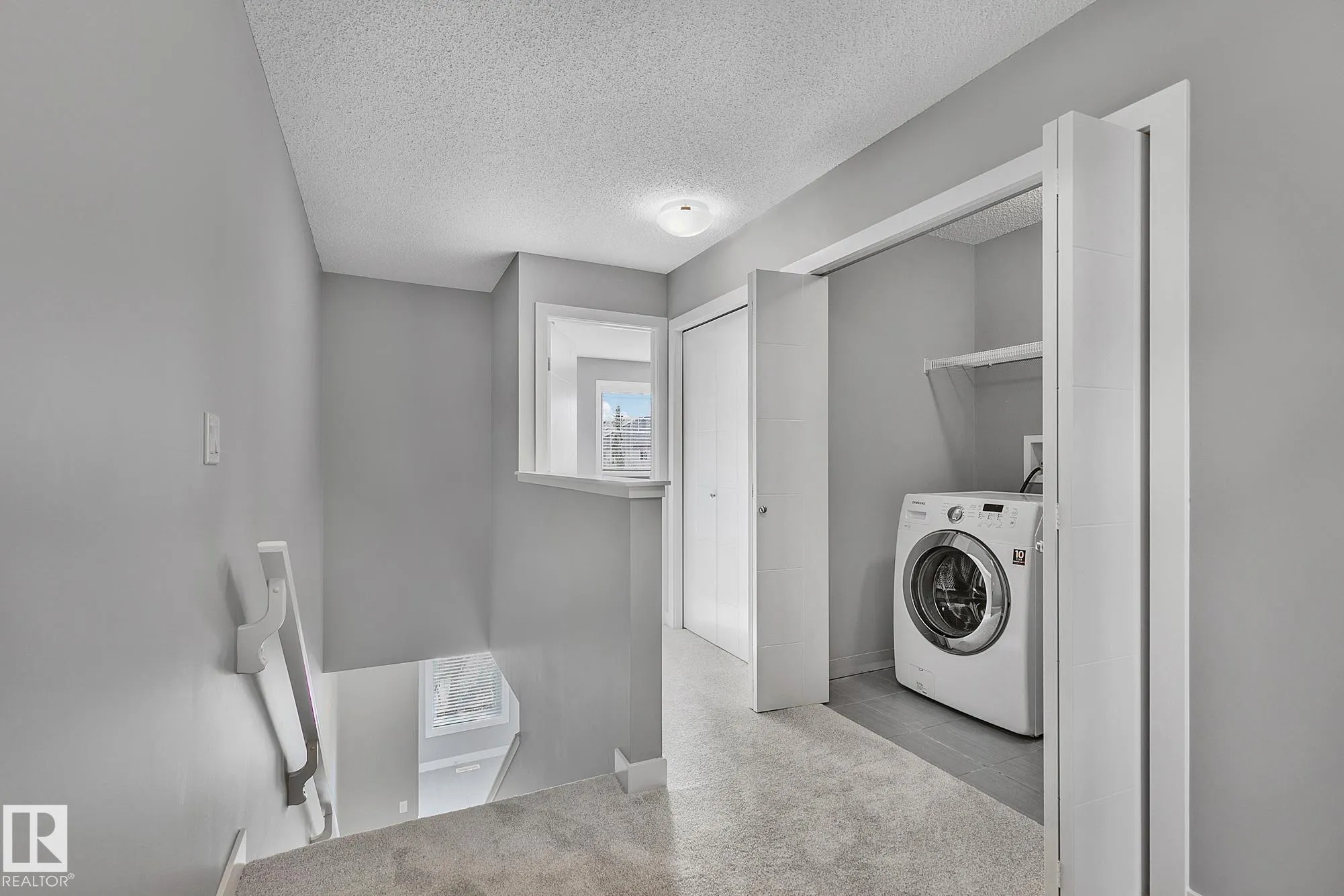 7388 EDGEMONT Way