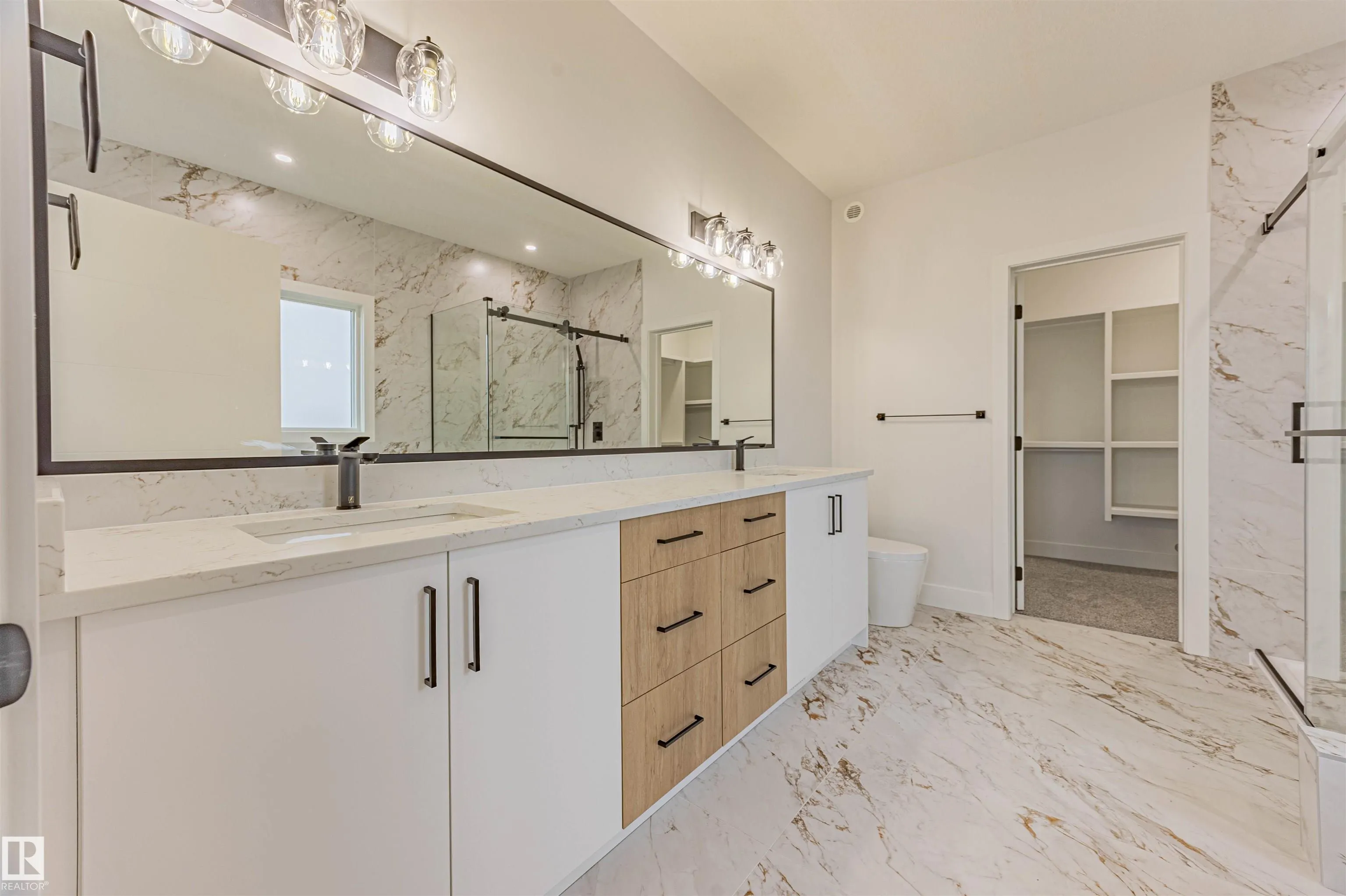 17 BIRKSHIRE Crescent