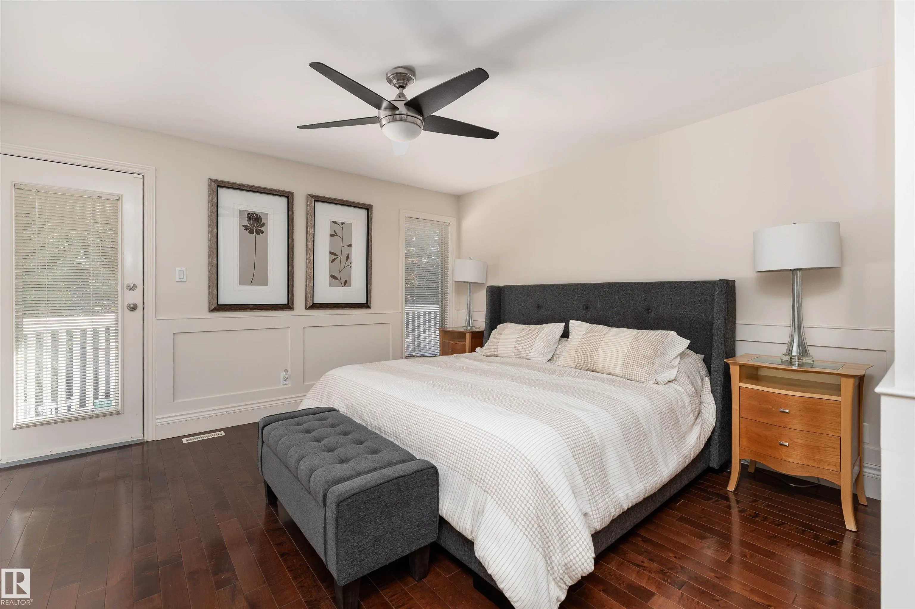 1 IRONGATE Place