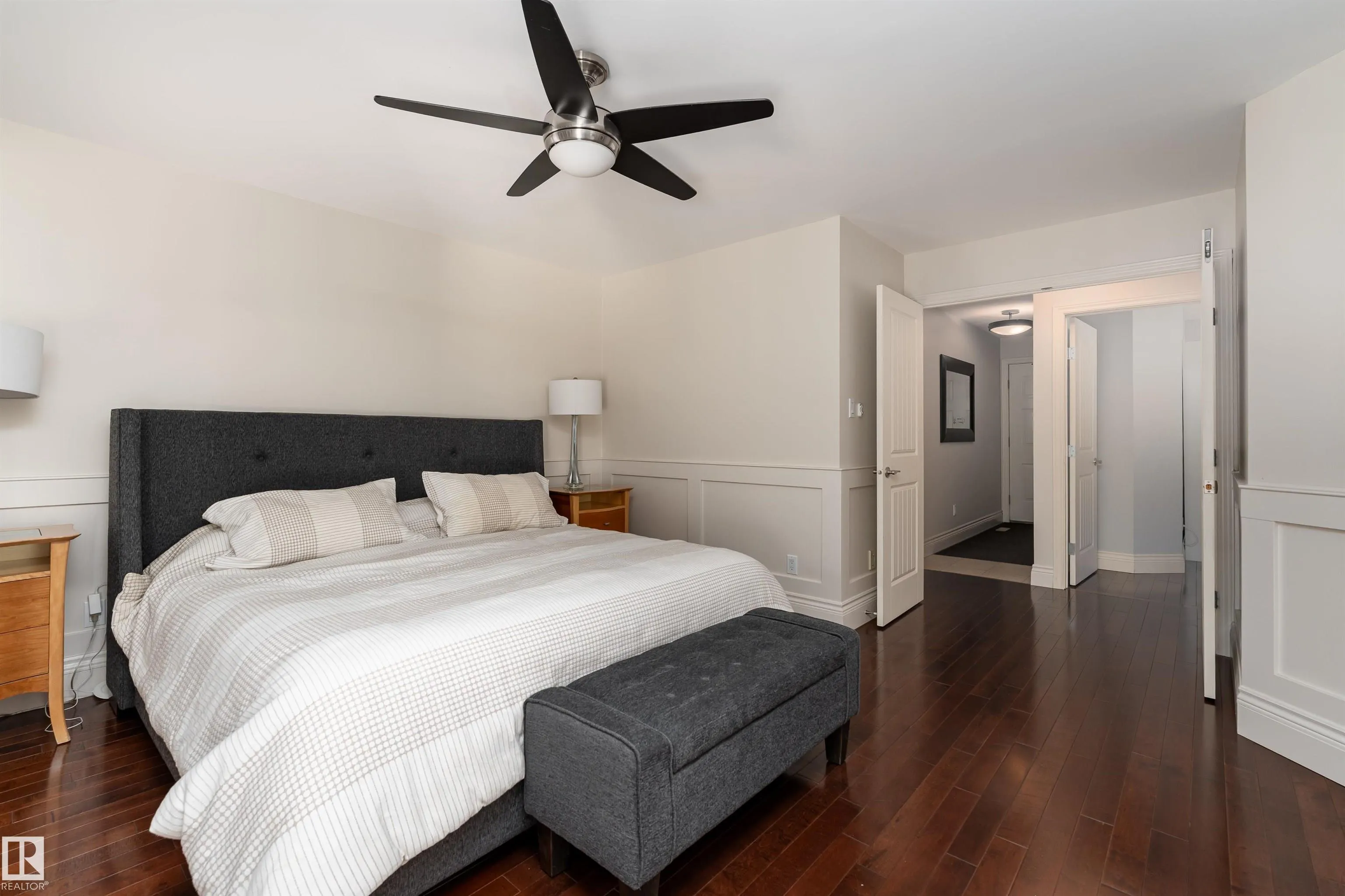 1 IRONGATE Place