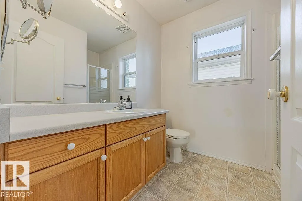 5 HIGHWOOD Boulevard