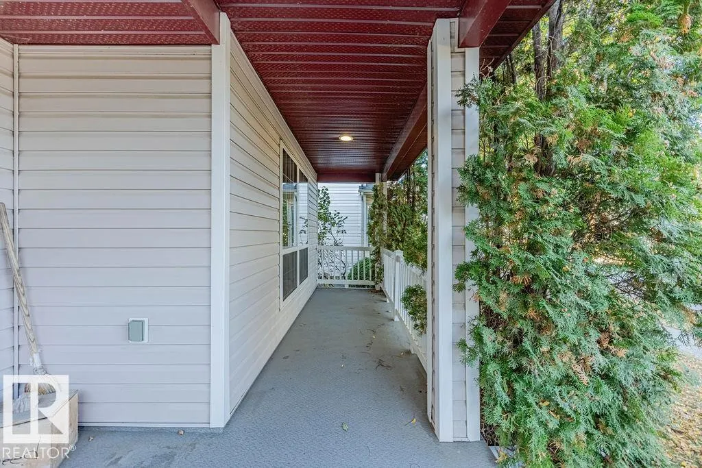 5 HIGHWOOD Boulevard