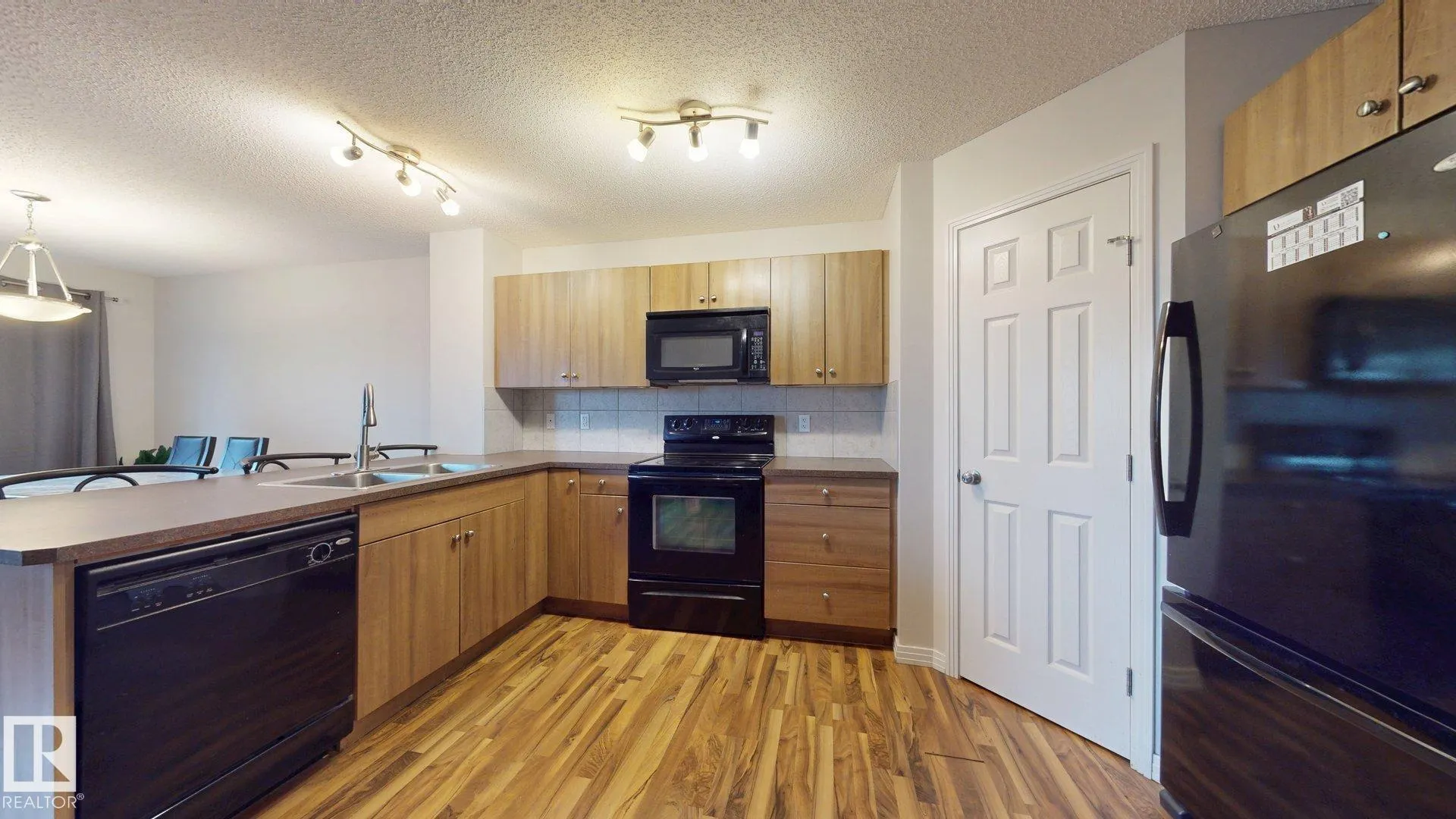 1030 177A Street