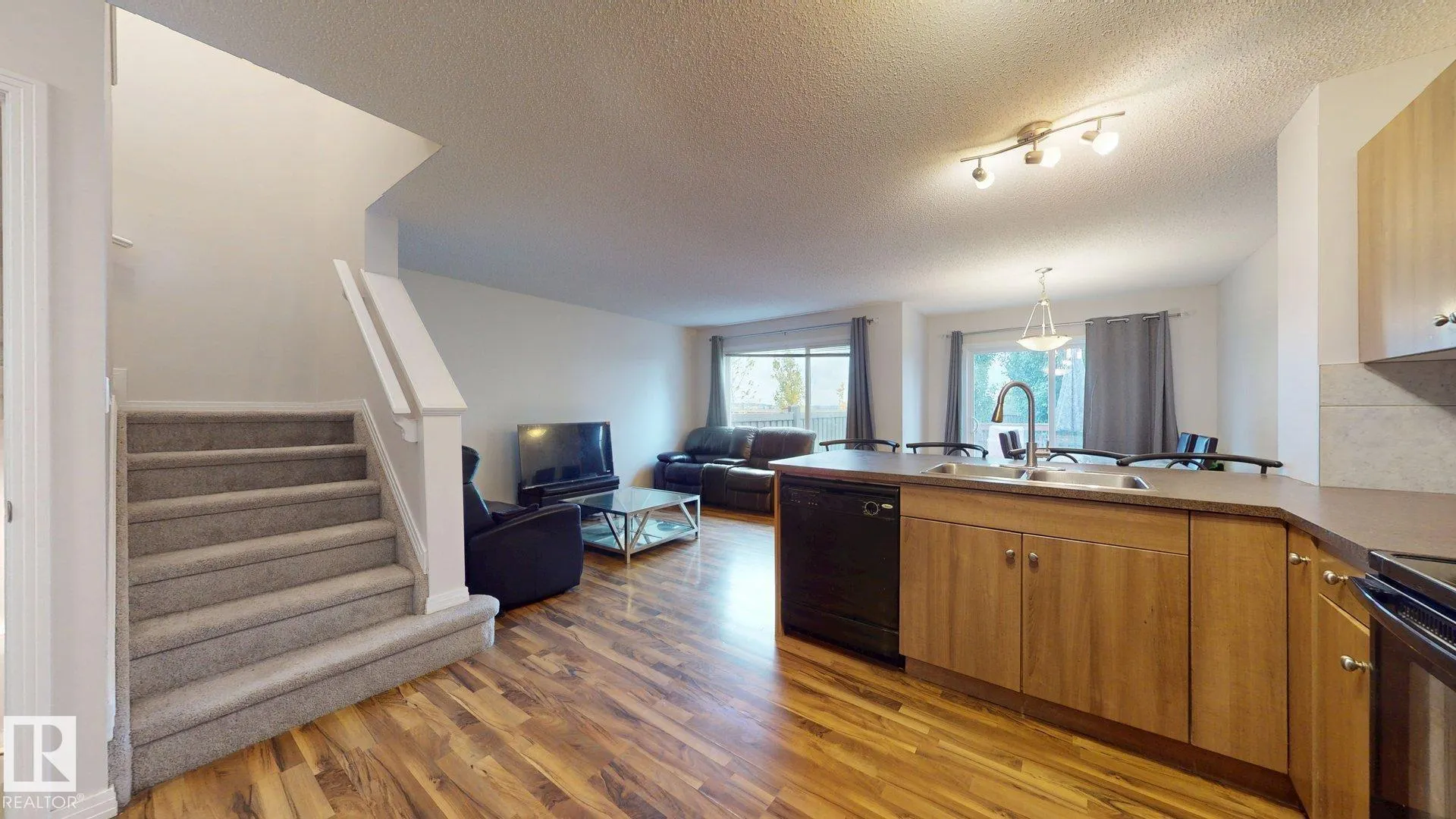 1030 177A Street