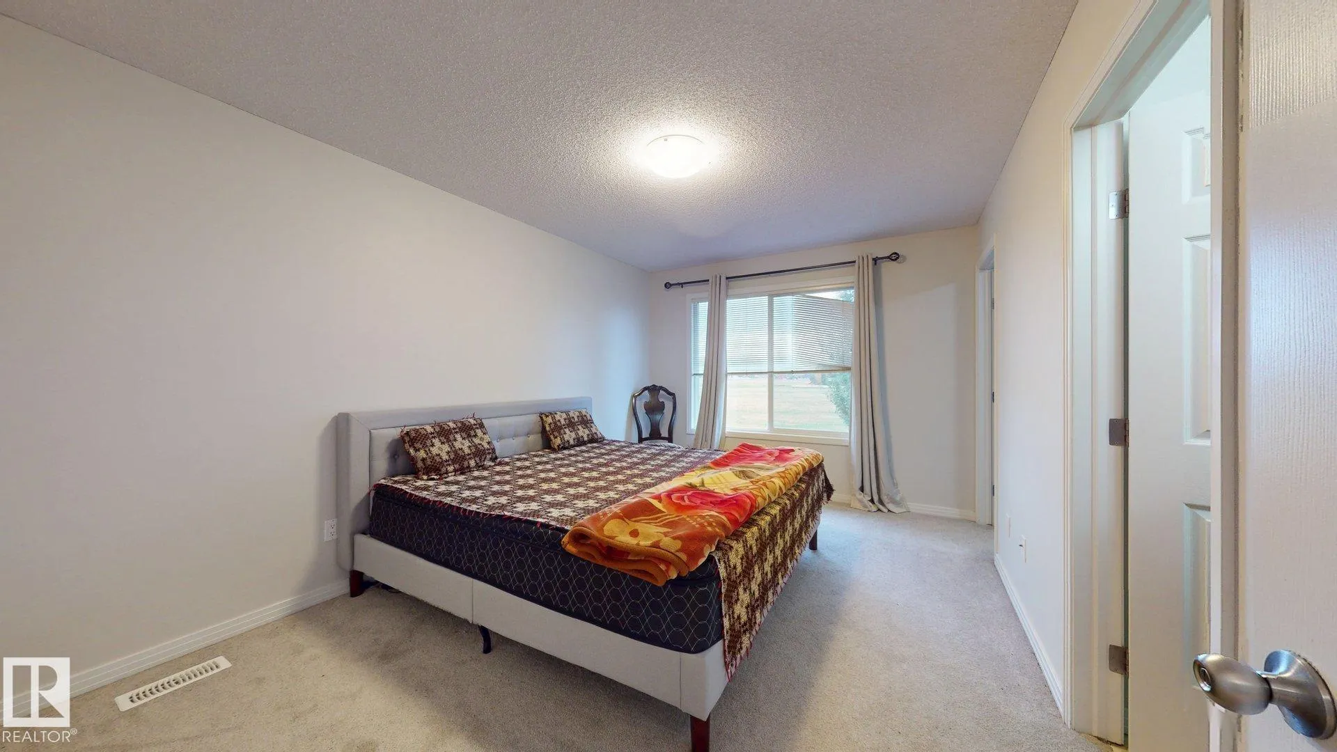 1030 177A Street