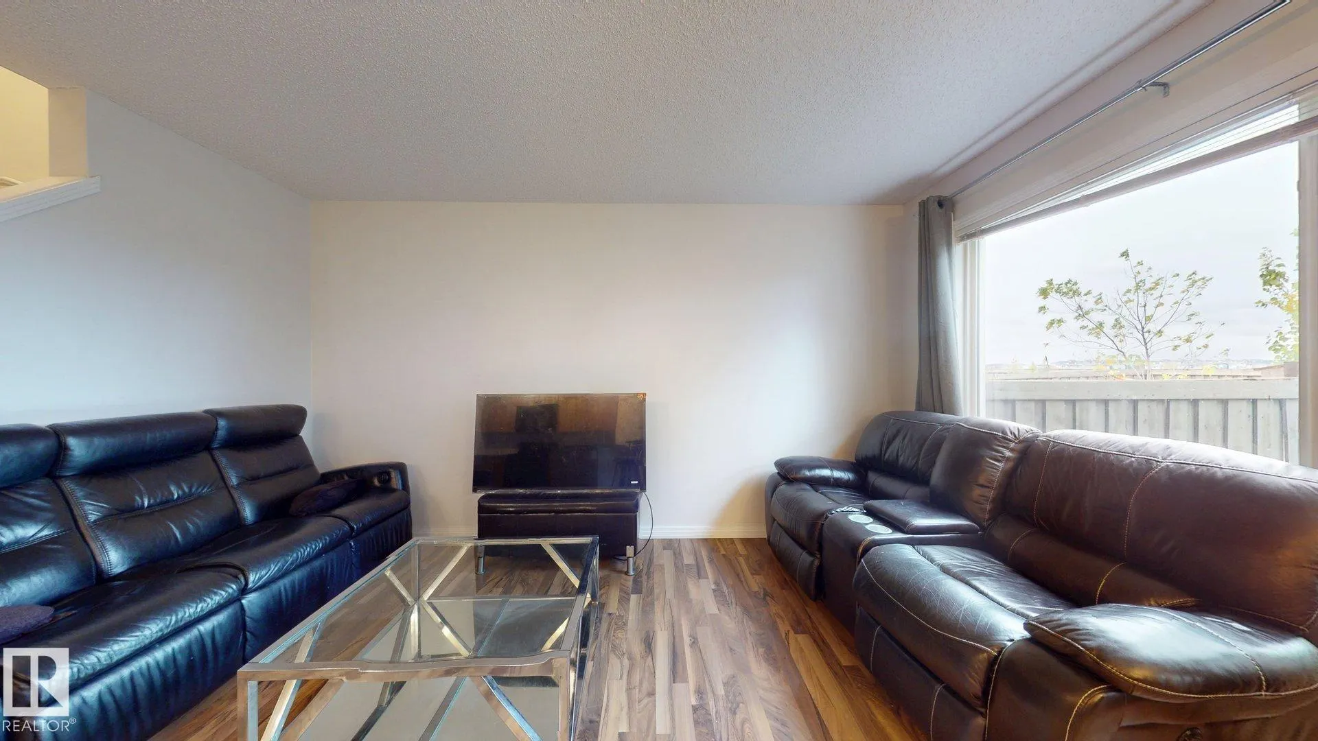 1030 177A Street