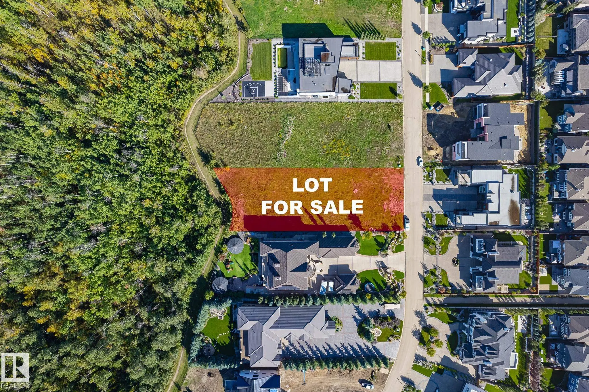 24 WINDERMERE Drive