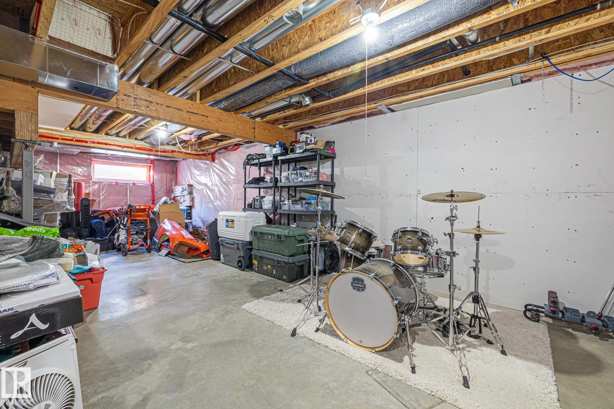 7358 EDGEMONT Way