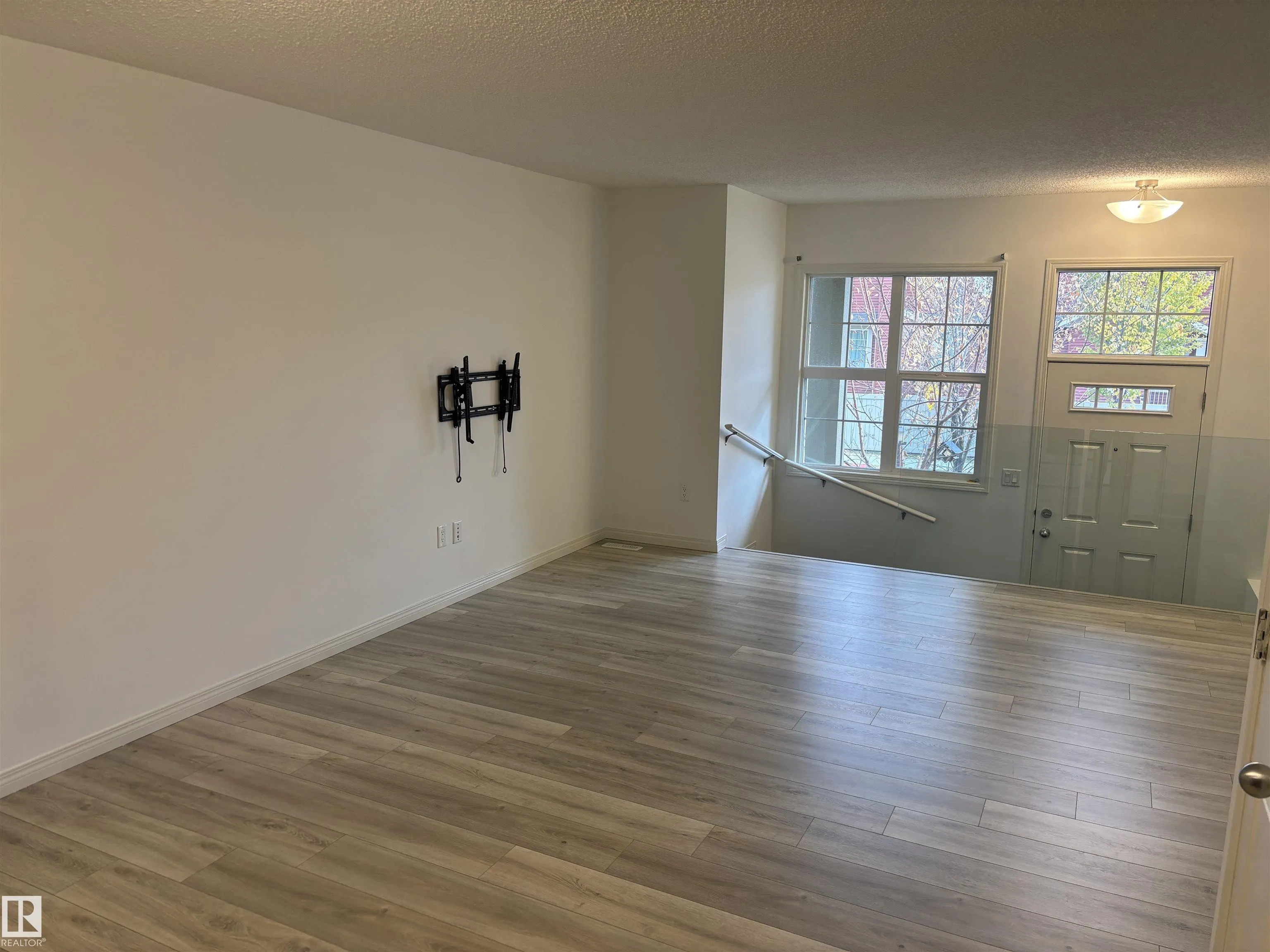 563 ORCHARD Boulevard
