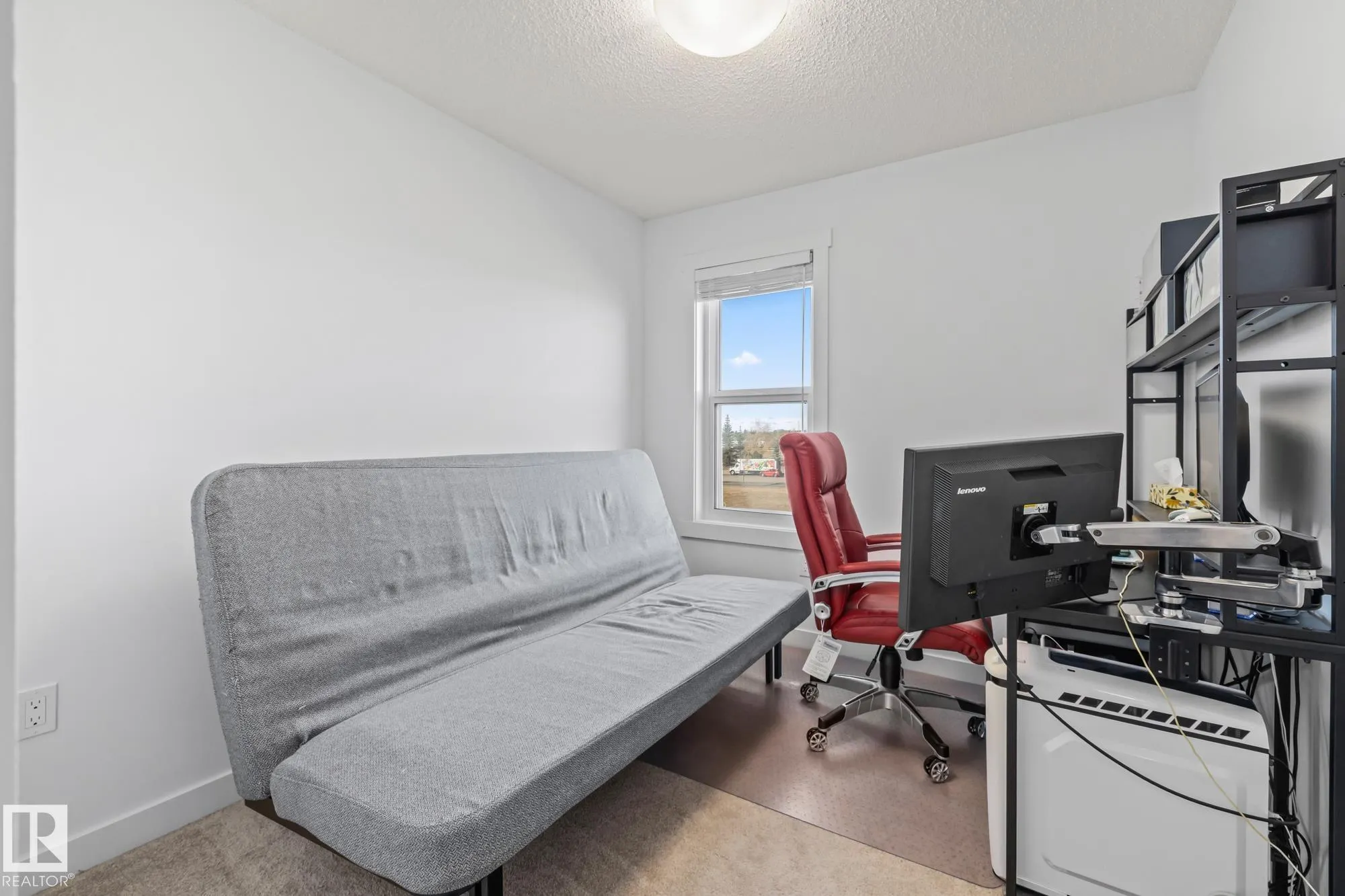 655 WATT Boulevard