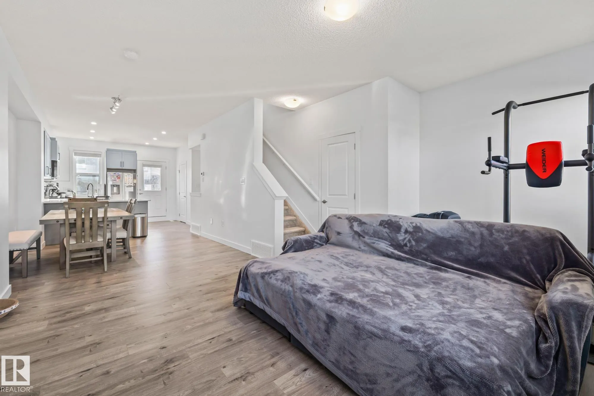 655 WATT Boulevard
