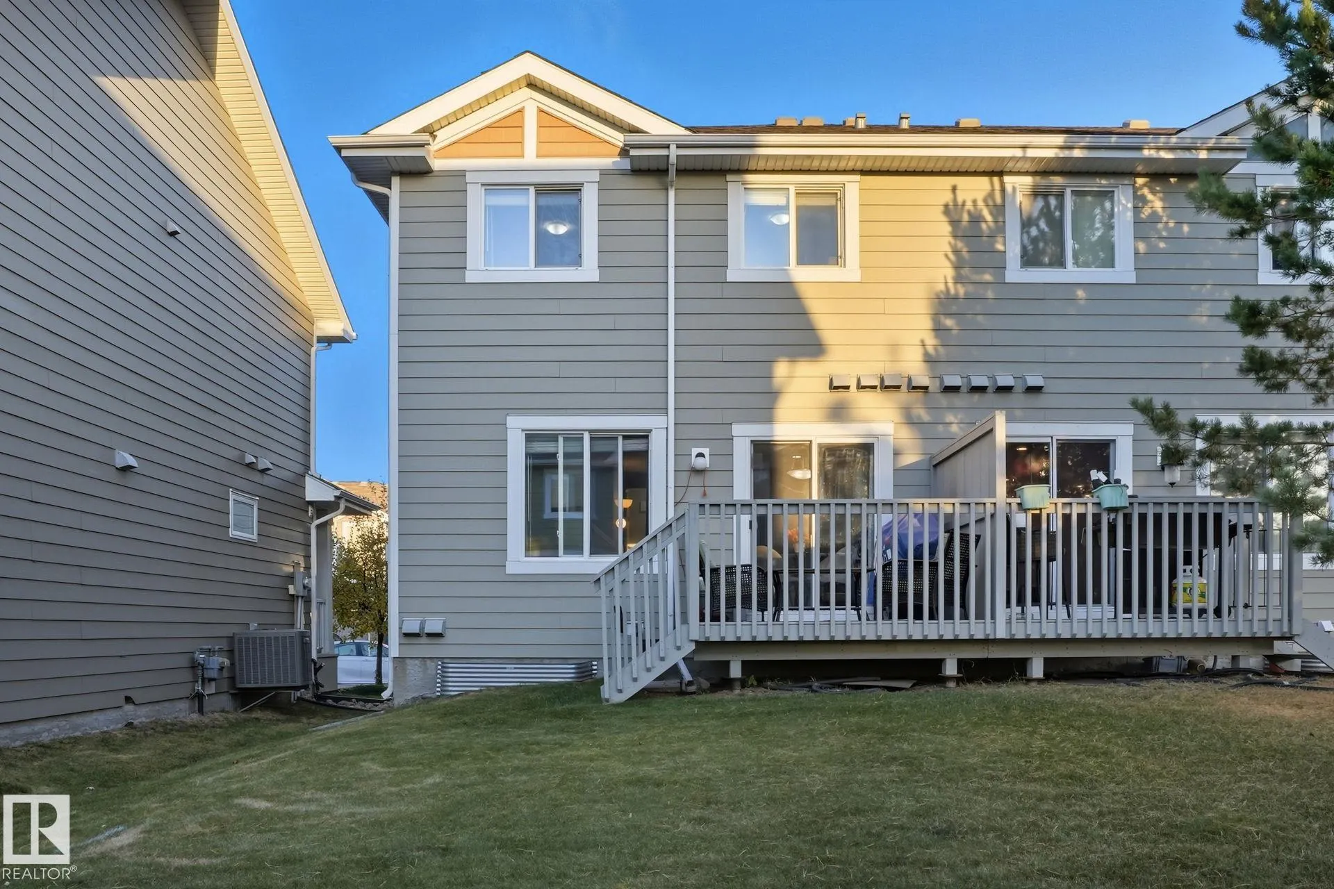 219 CHARLOTTE Way