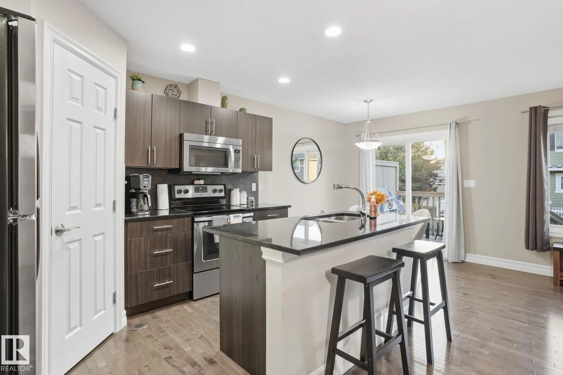 219 CHARLOTTE Way
