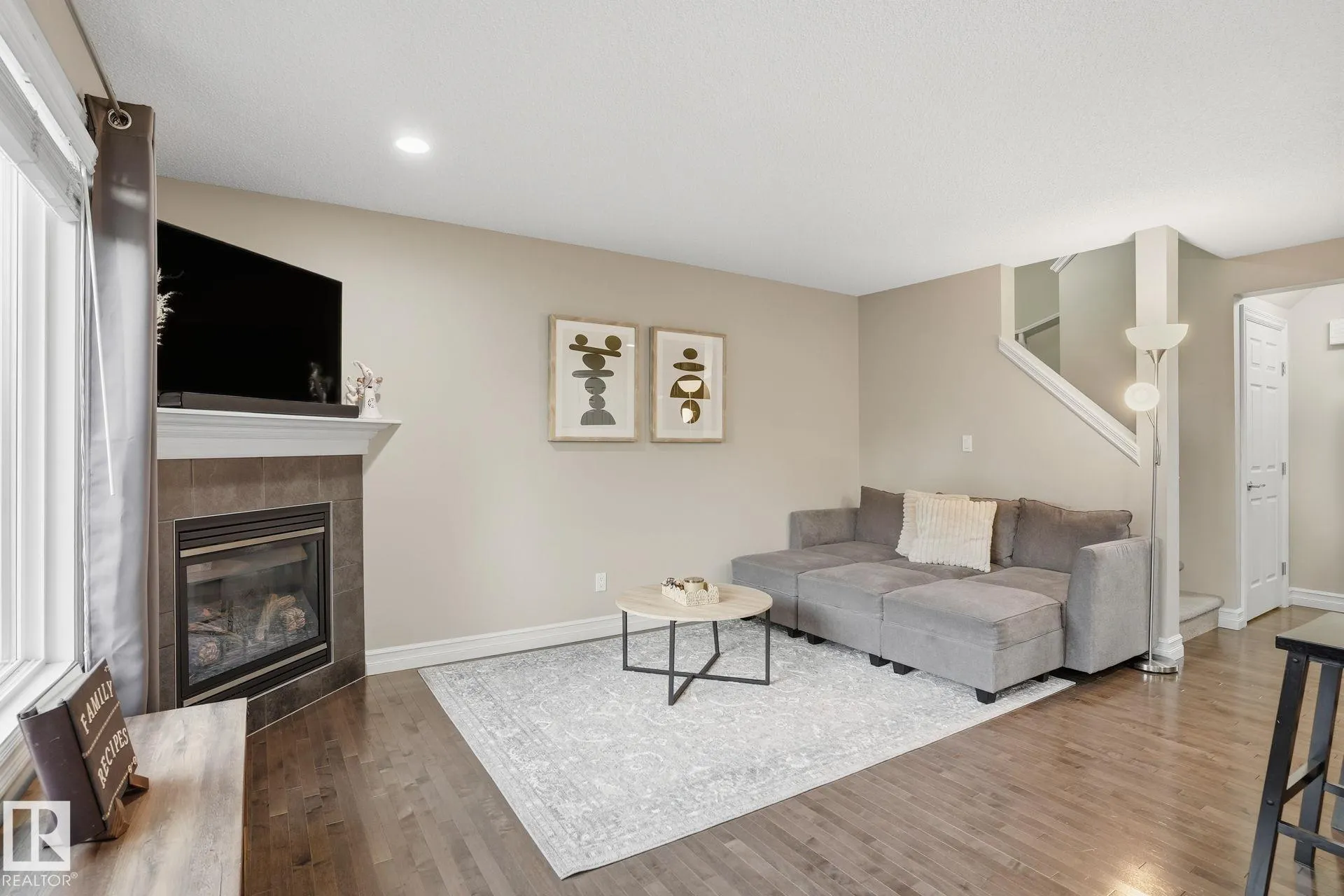 219 CHARLOTTE Way