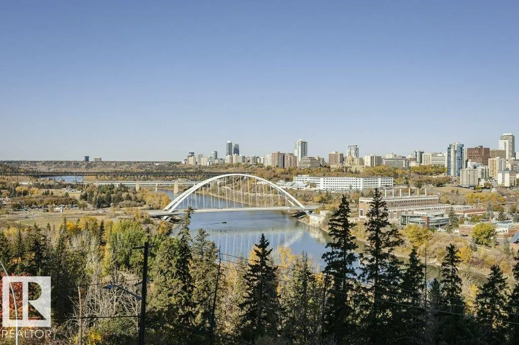 10135 SASKATCHEWAN Drive