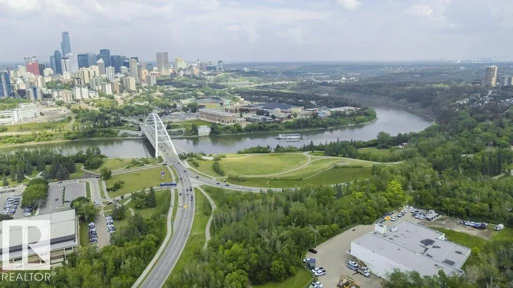 10135 SASKATCHEWAN Drive