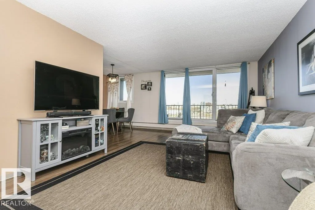 10135 SASKATCHEWAN Drive