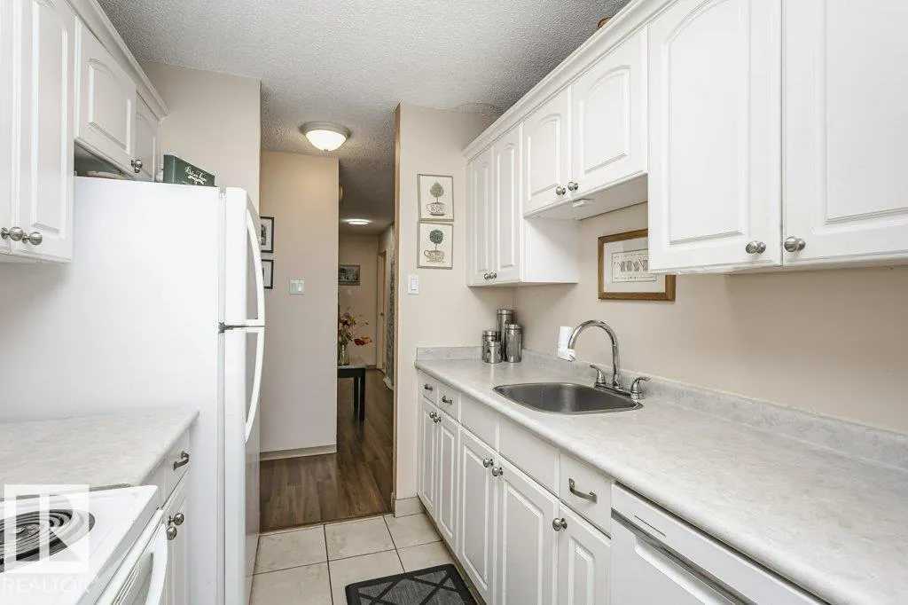 10135 SASKATCHEWAN Drive