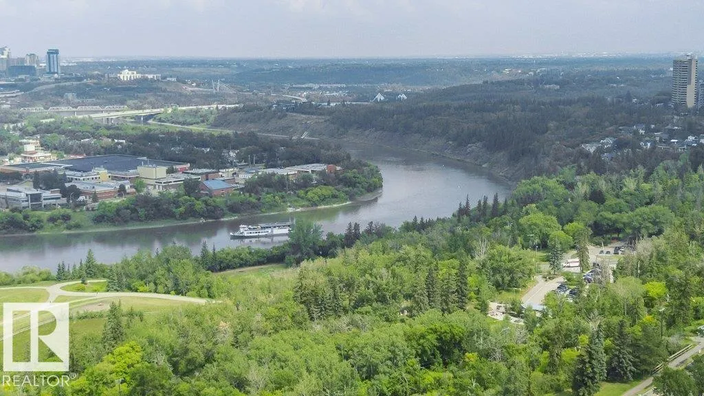 10135 SASKATCHEWAN Drive