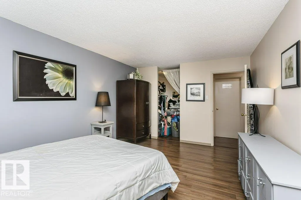 10135 SASKATCHEWAN Drive